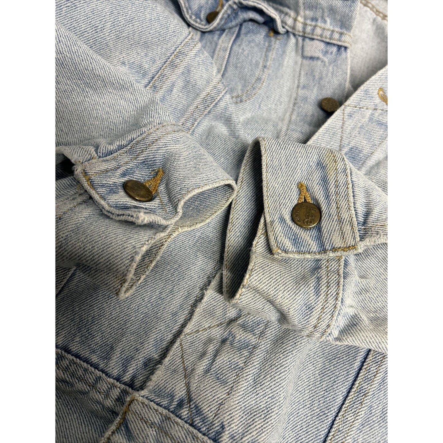 VTG 80’s Lee Riders Light Wash Blue Denim Button Up Jean Jacket USA Men’s L