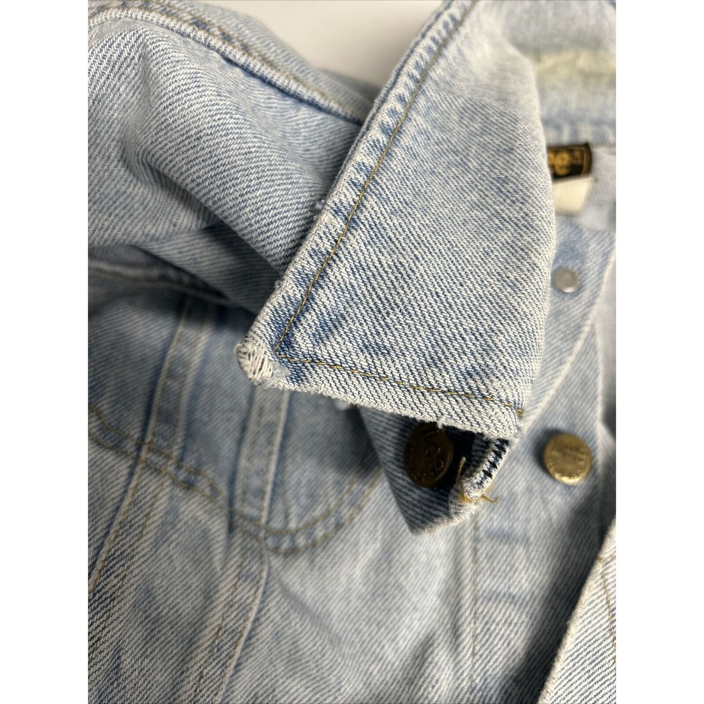 VTG 80’s Lee Riders Light Wash Blue Denim Button Up Jean Jacket USA Men’s L