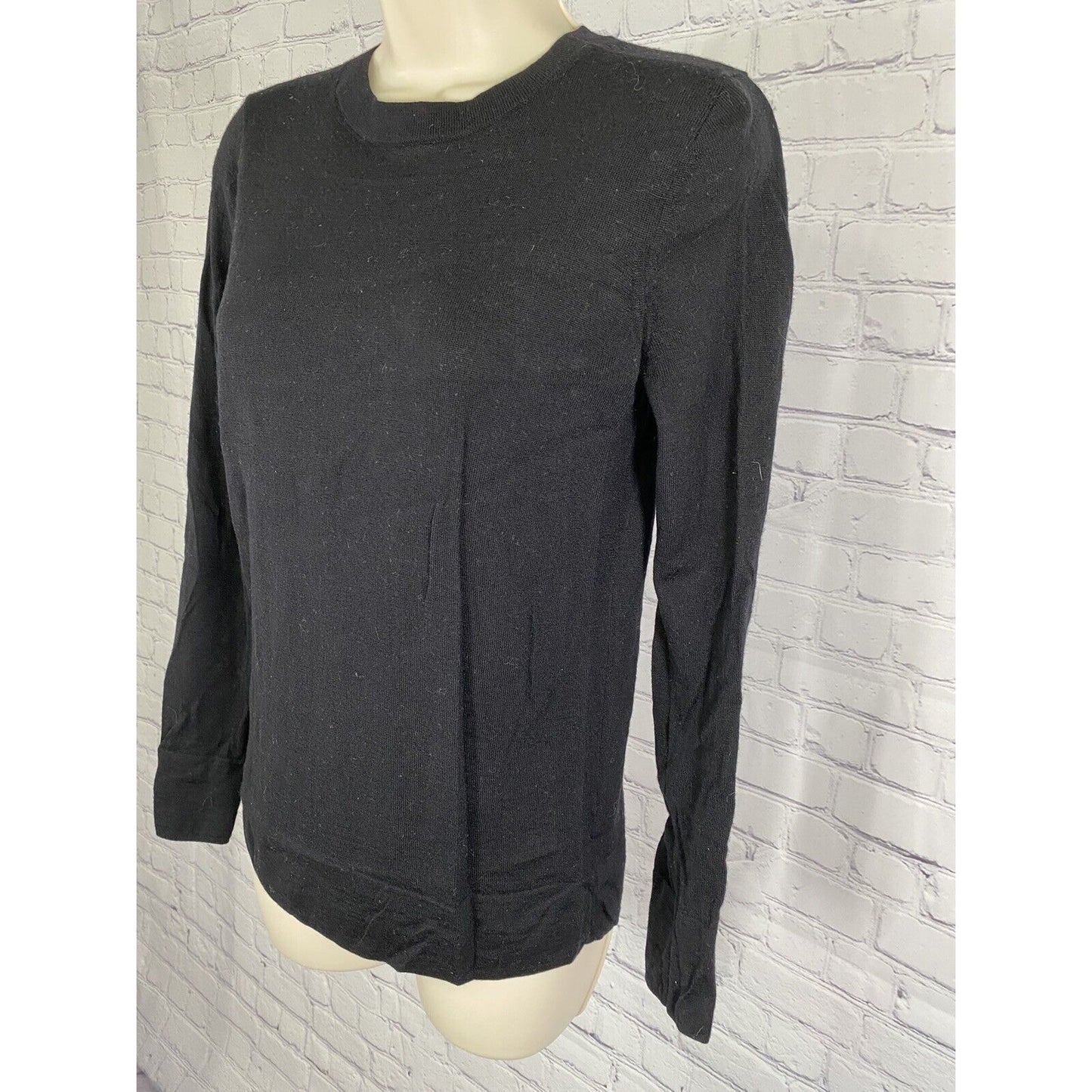 Club Monaco Italian Yarn Back Long Sleeve Pull Over Sweater Size Small