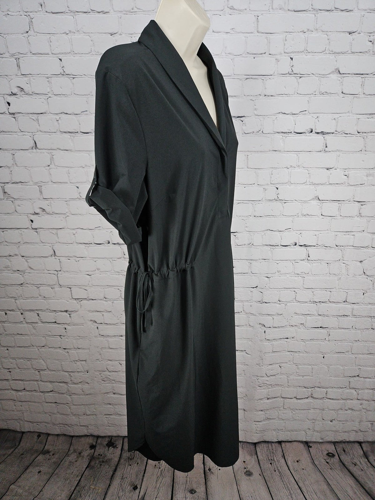 Royal Robbins Women's Black Shawl Collar Drawstring Waist Shirt Dress L