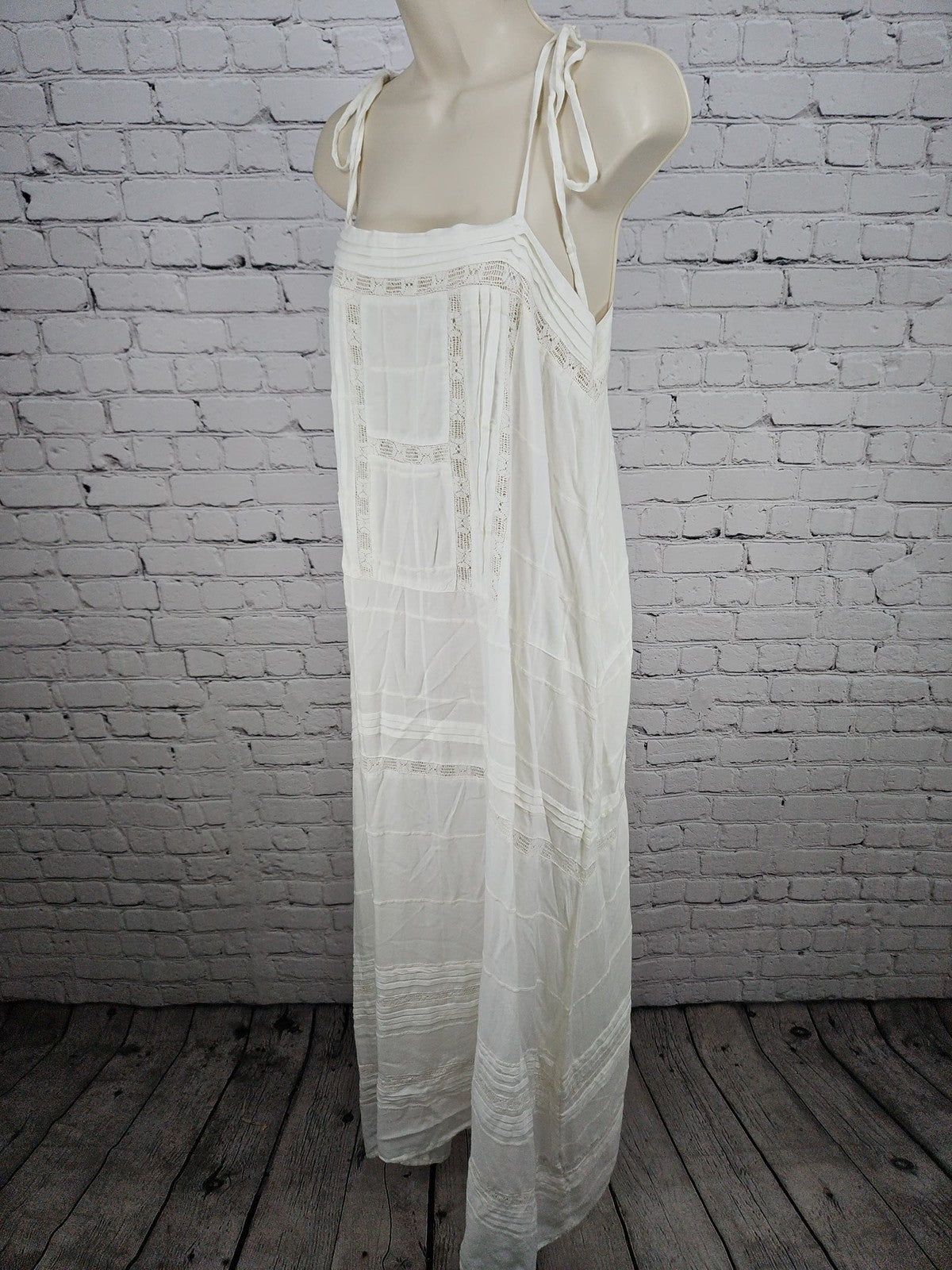 Urban Outfitters Ivory Crochet Lace Pintuck Tie Strap Maxi Dress L