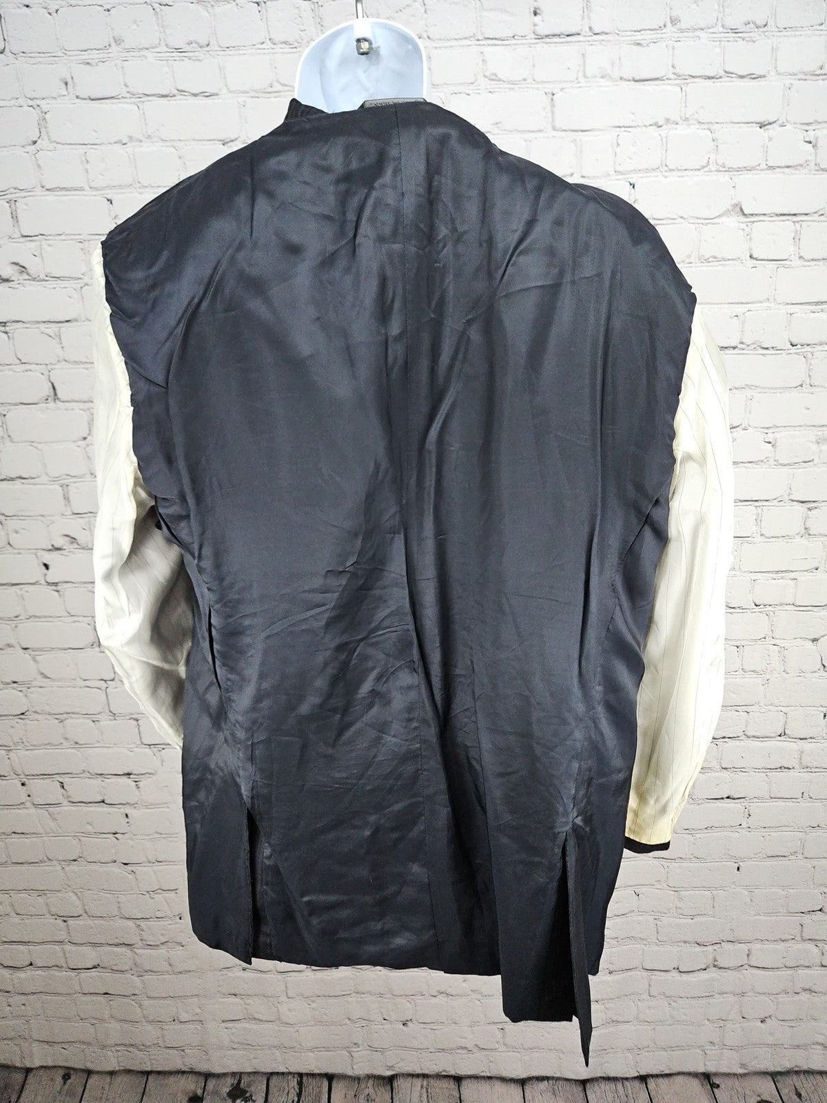 VTG Canali Charcoal Pinstripe Super 120s Wool 2 Button Blazer Sport Coat US 48R