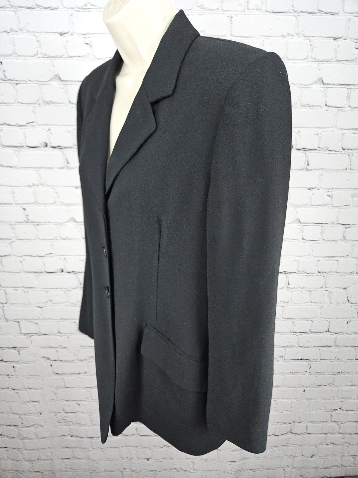 VTG Jones New York Black Wool Blend 3 Button Notch Lapel Lined Blazer Women's 6