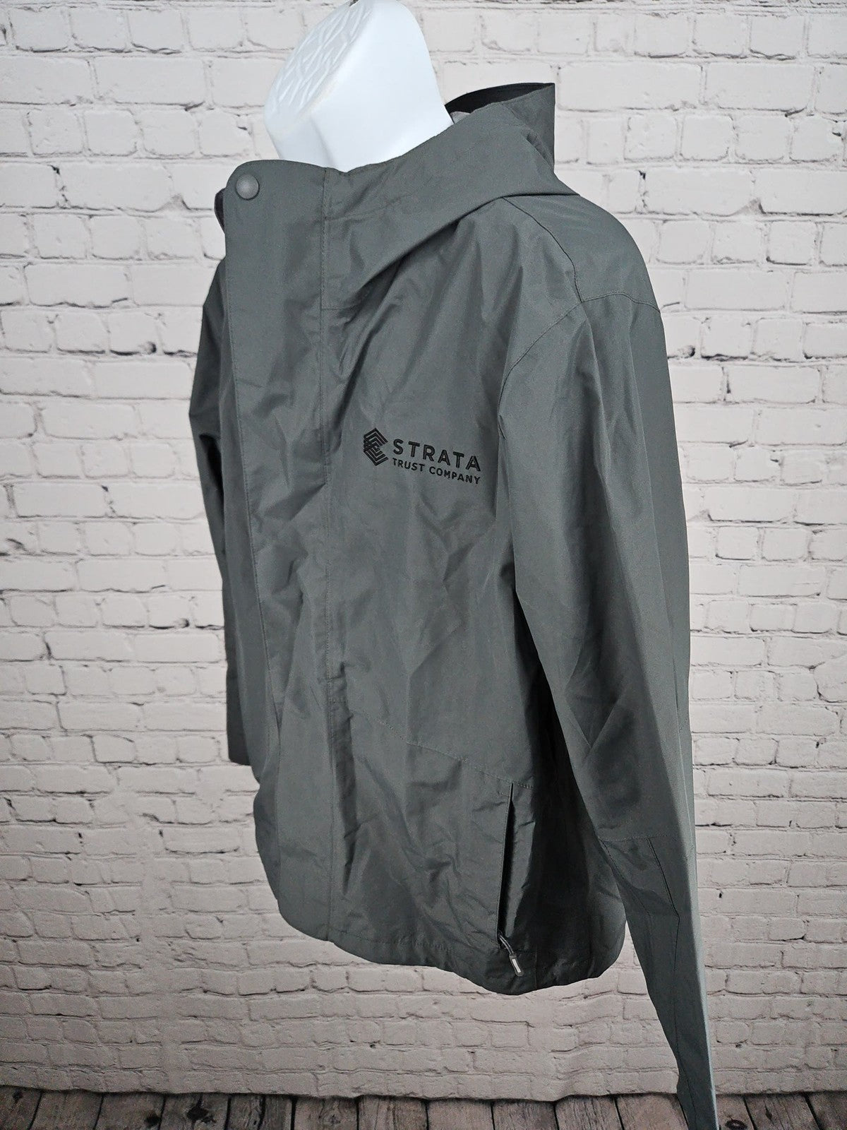 Lands' End Gray Hooded Full Zip Rain Jacket Corporate Logo Men's M