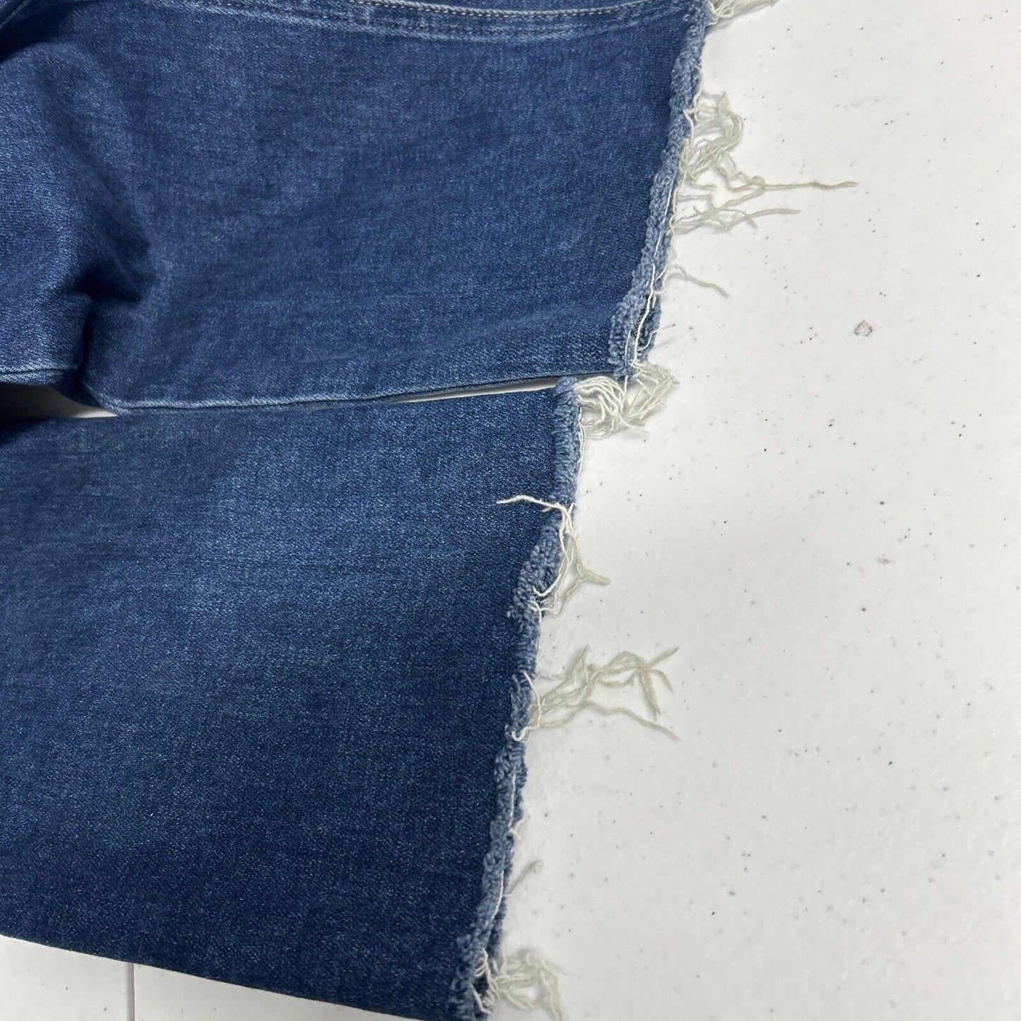 Paige Women’s Hoxton Slim Distressed Blue Cropped Raw Hem Jeans (27 x 27)