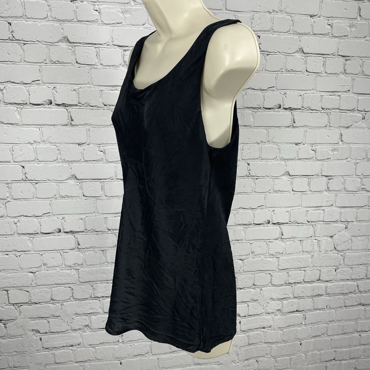 Lafayette 148 Black Silky Classic Basic Relaxed Flowy Lined Tank Top Size 6
