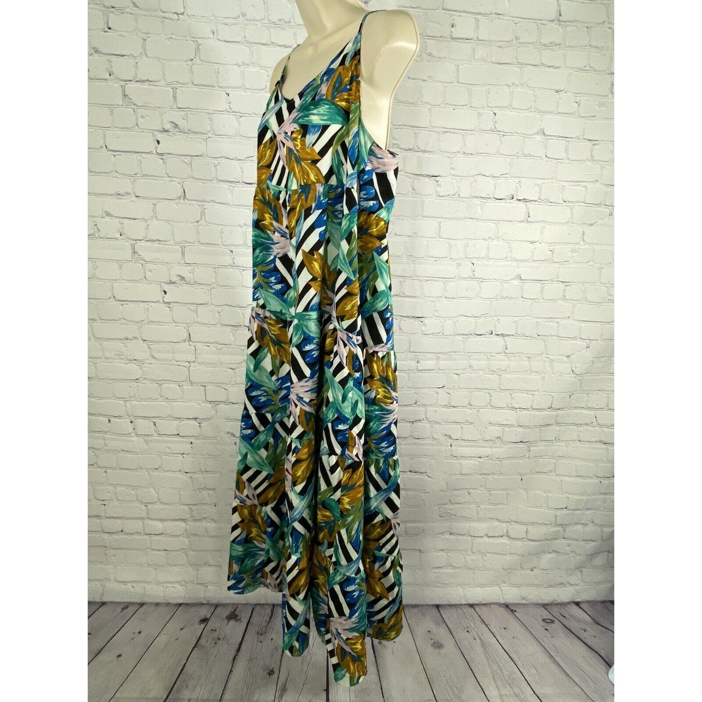 Show Me Your Mumu Floral Caroline Maxi Dress Pockets Adjustable Straps M Medium