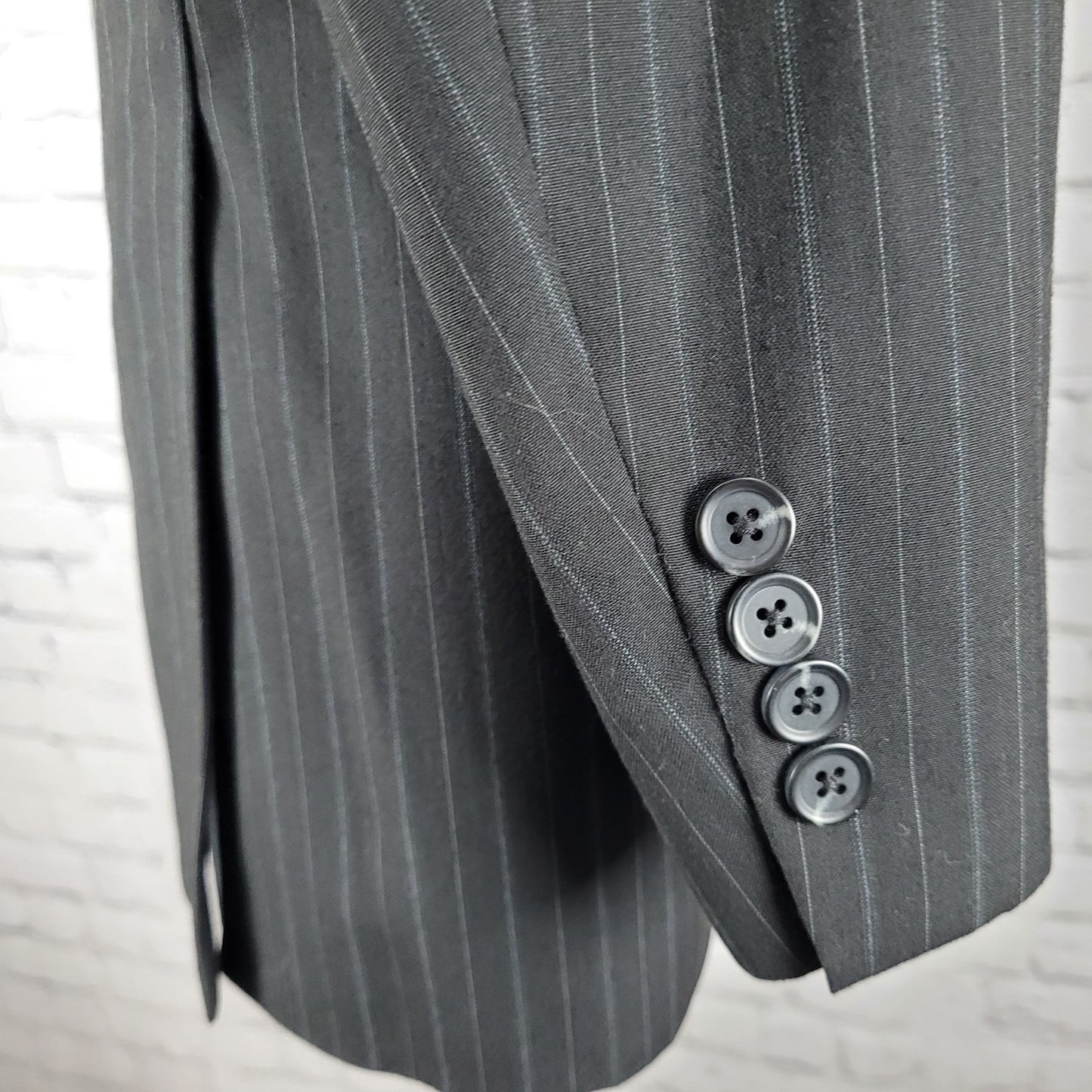 Savile Row Co Charcoal Pinstriped Bromley Double Vent Blazer Sport Coat Size 38S