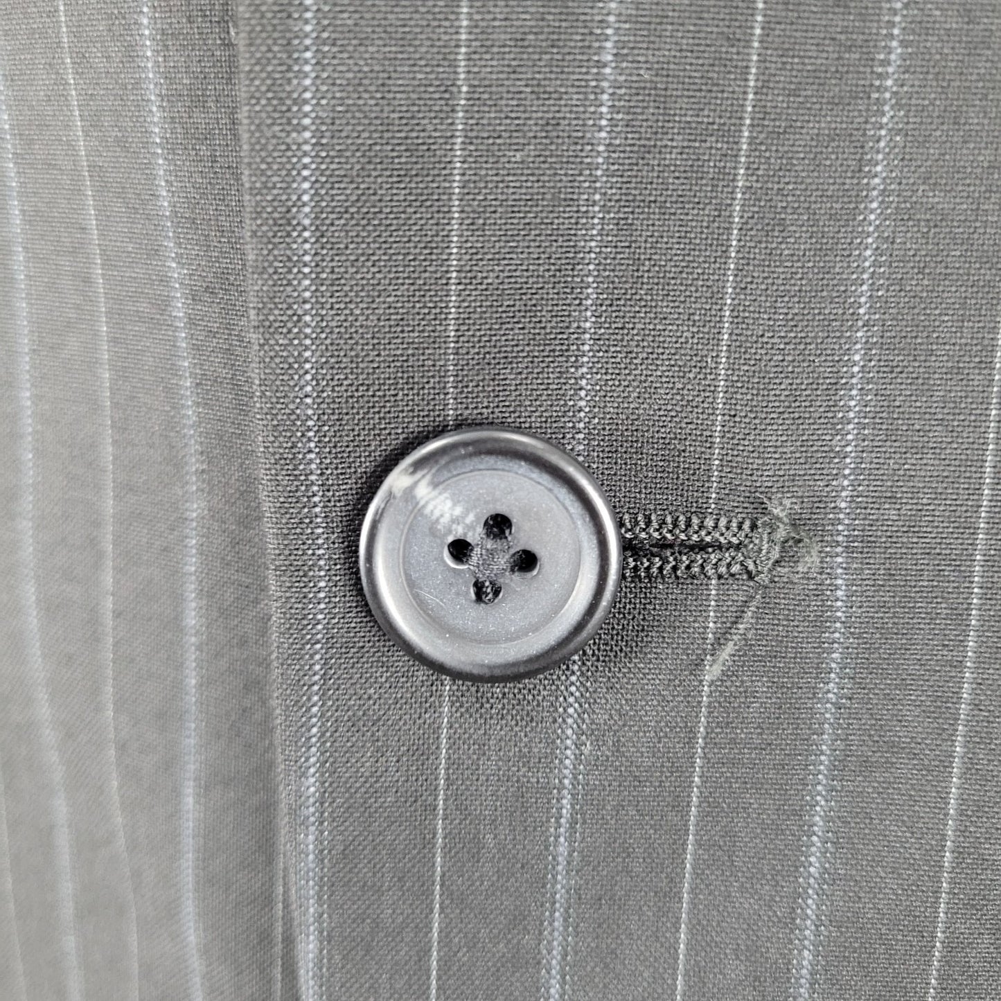 Savile Row Co Charcoal Pinstriped Bromley Double Vent Blazer Sport Coat Size 38S