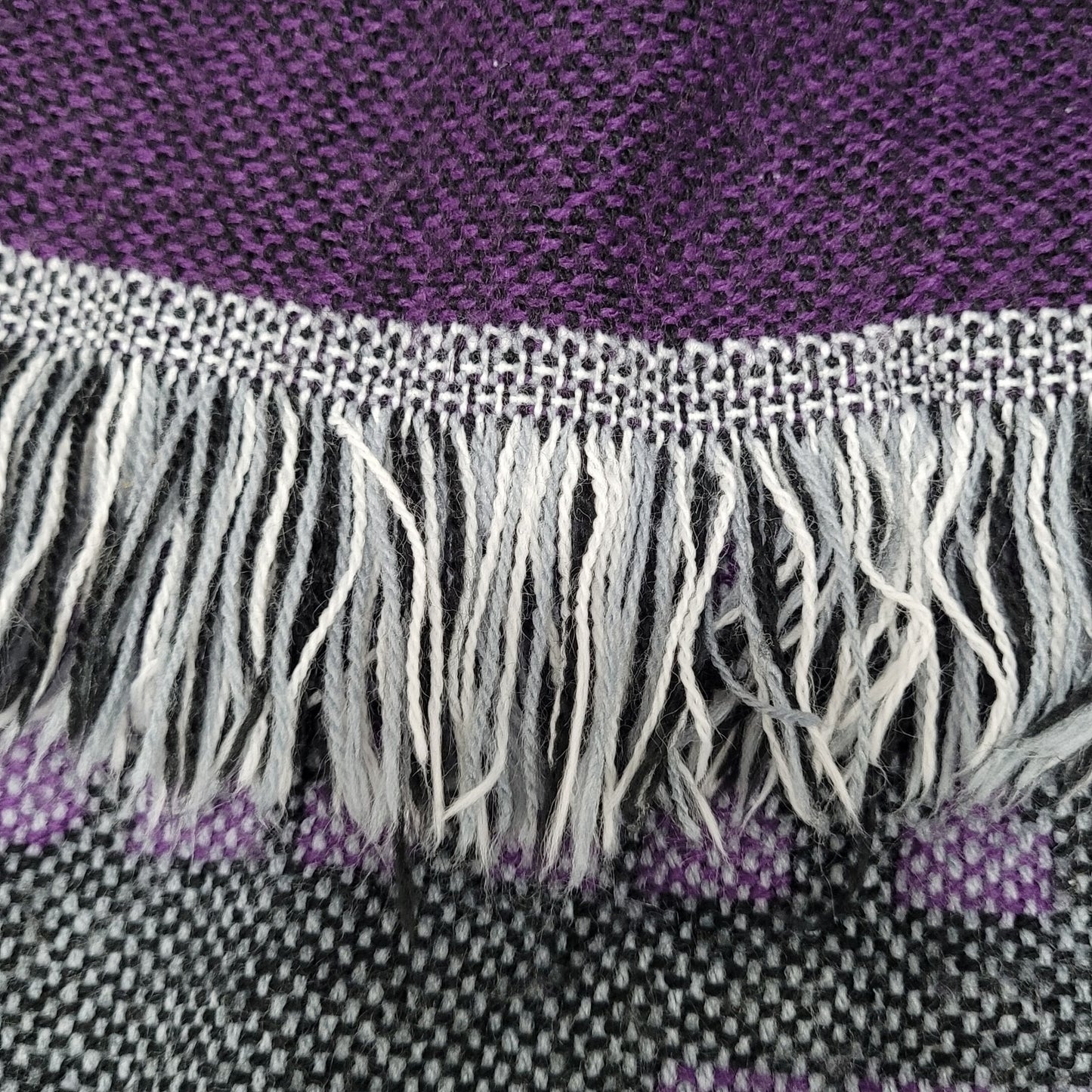 TCU Texas Christian University Purple Black Horned Frogs Throw Blanket 54x41"