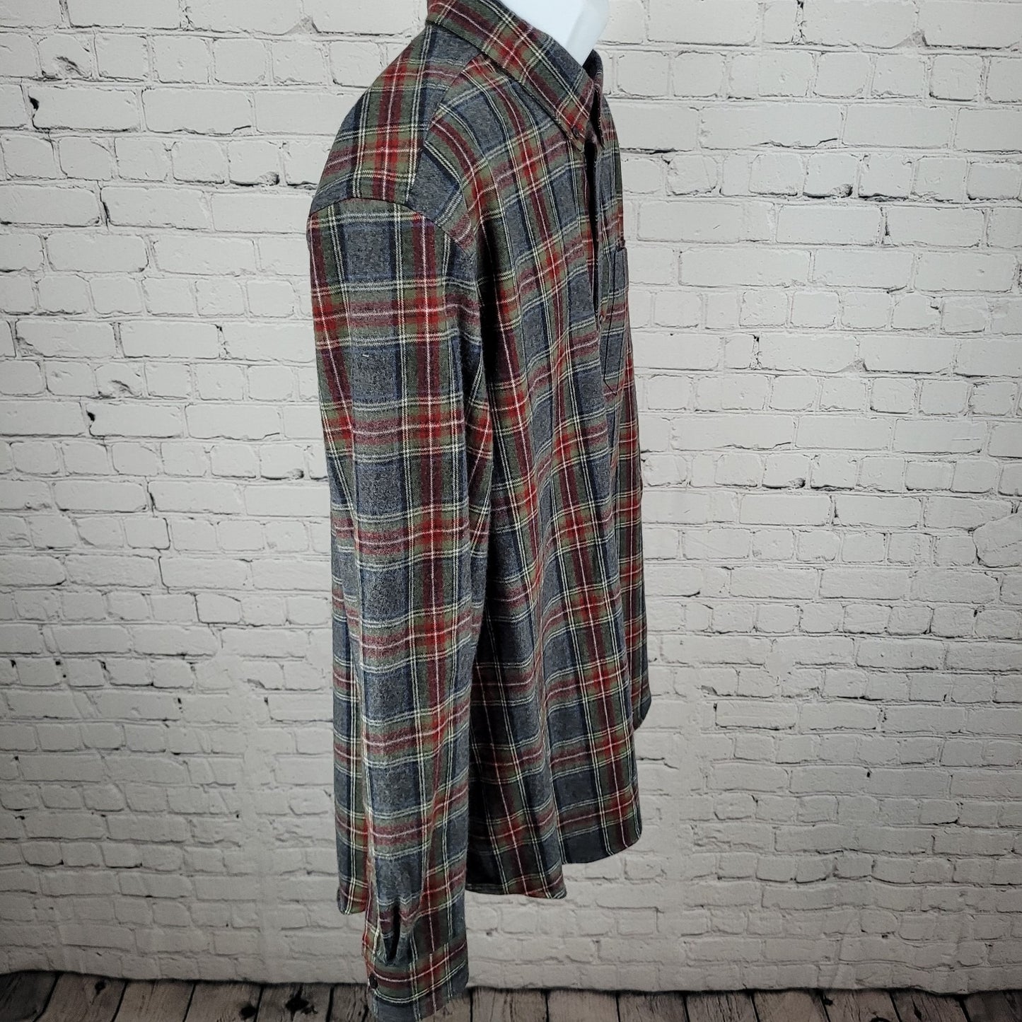 LL Bean Grey Plaid Flannel Traditional Fit Button Down Collar Shirt Size Large L