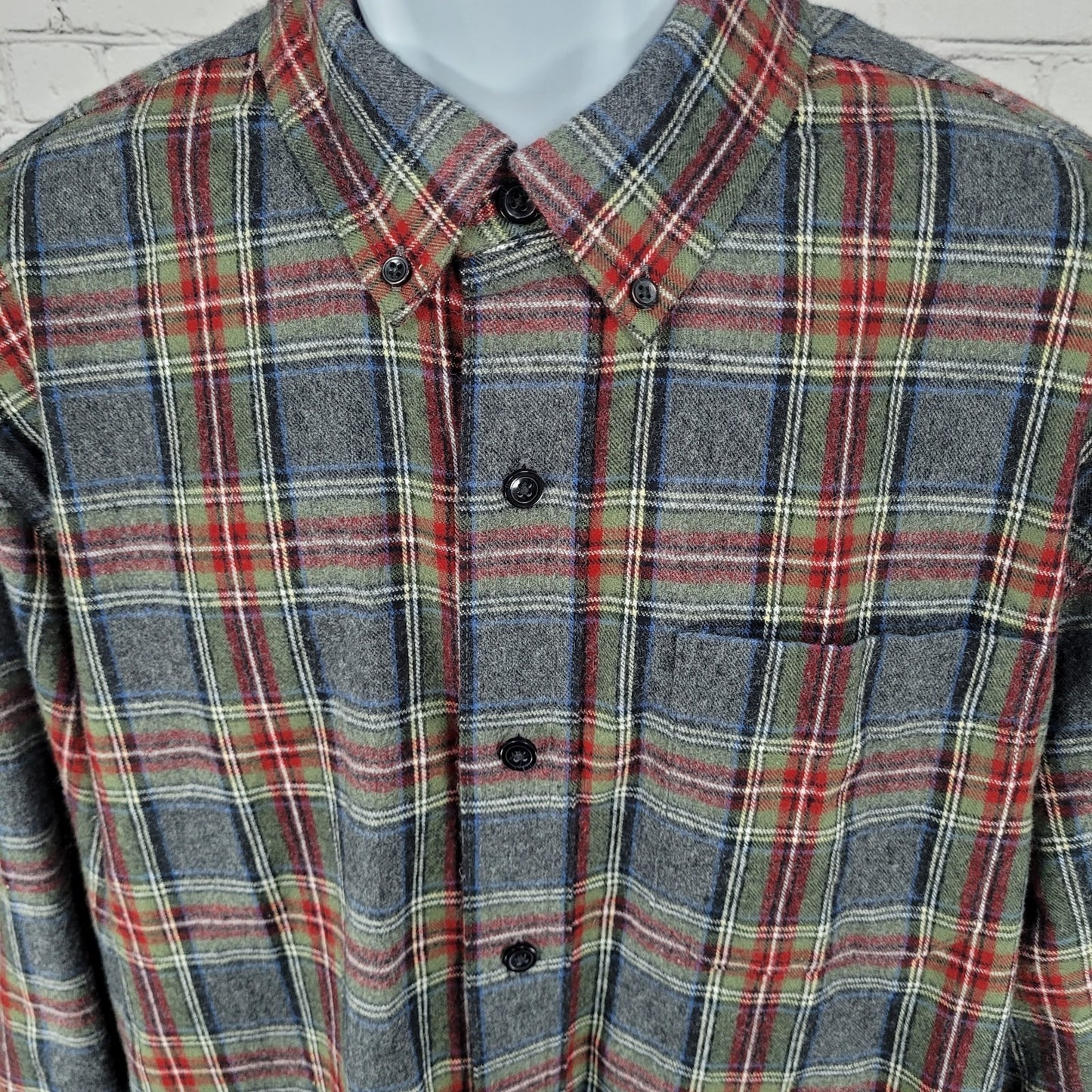LL Bean Grey Plaid Flannel Traditional Fit Button Down Collar Shirt Size Large L