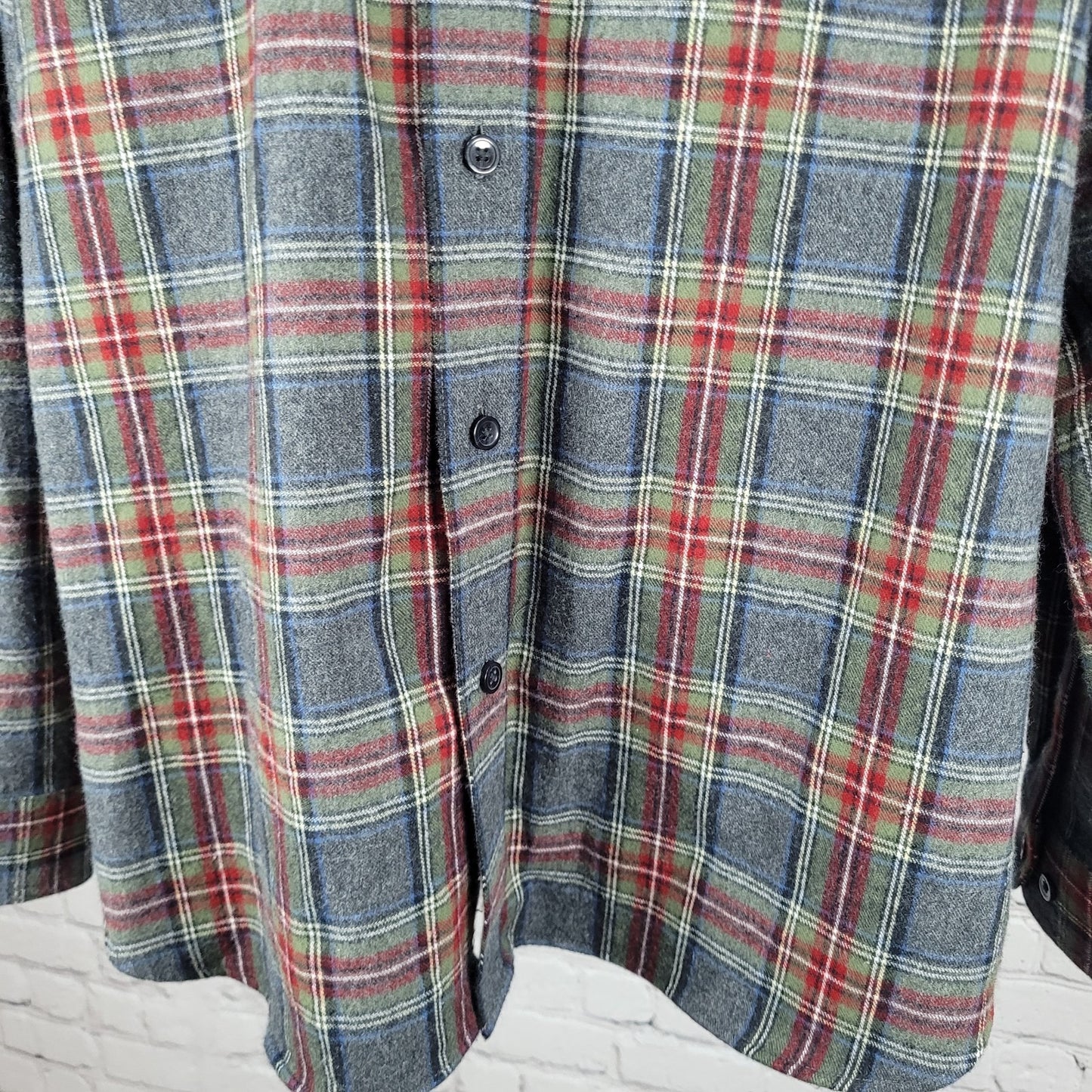 LL Bean Grey Plaid Flannel Traditional Fit Button Down Collar Shirt Size Large L