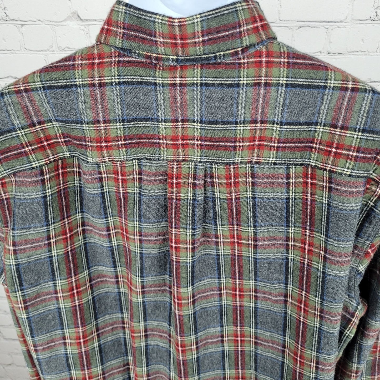 LL Bean Grey Plaid Flannel Traditional Fit Button Down Collar Shirt Size Large L