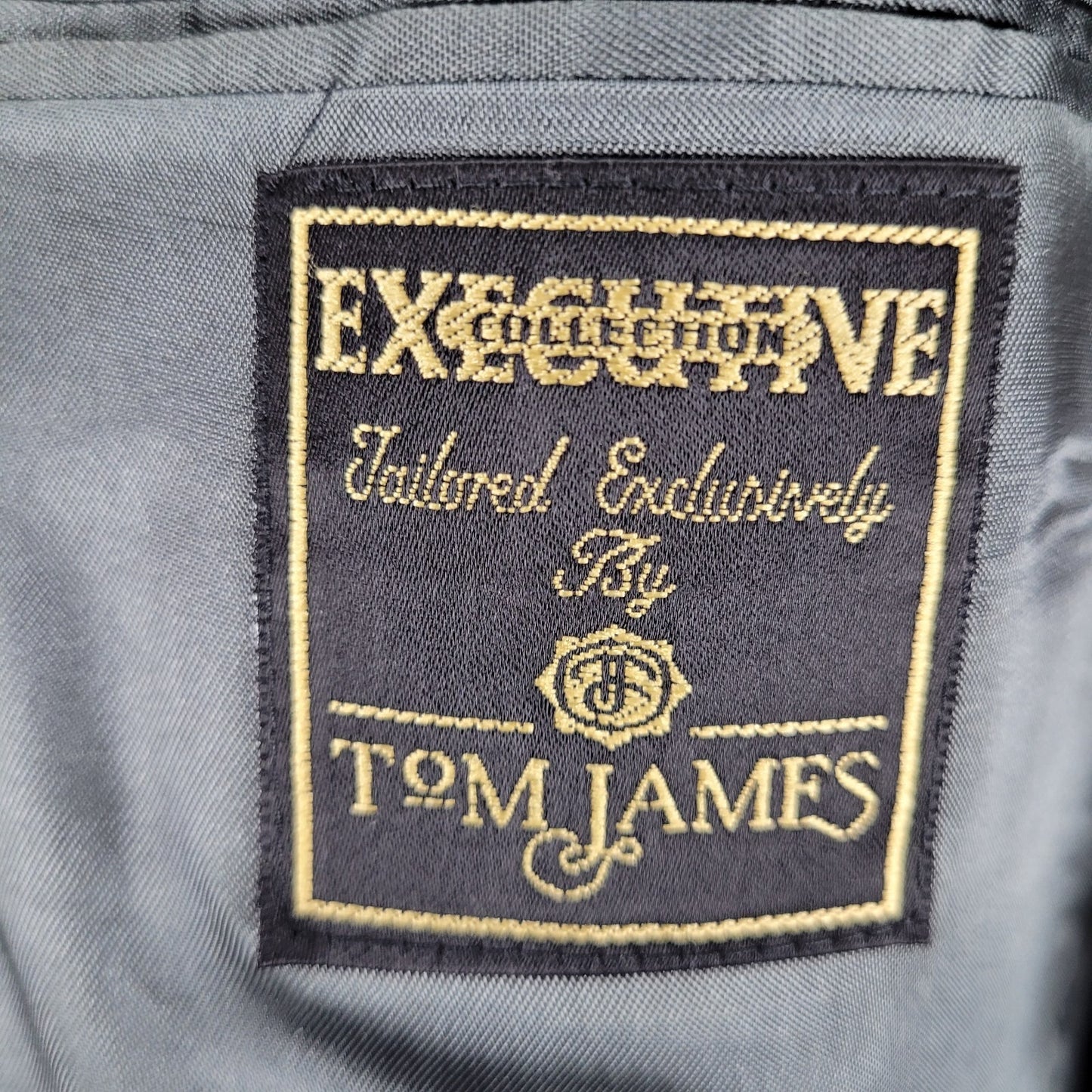 VTG Tom James Grey Check Executive Collection 2 Button Blazer Sport Coat USA 42