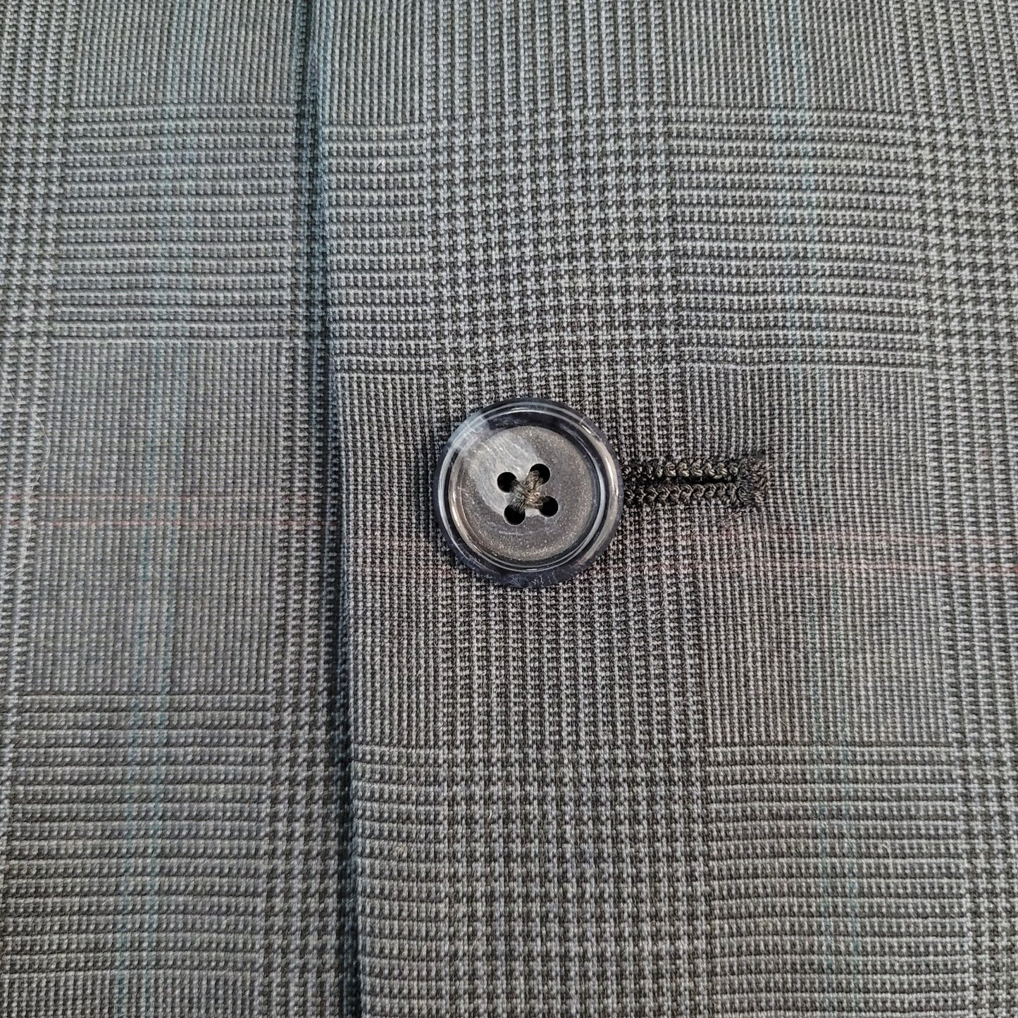 VTG Tom James Grey Check Executive Collection 2 Button Blazer Sport Coat USA 42