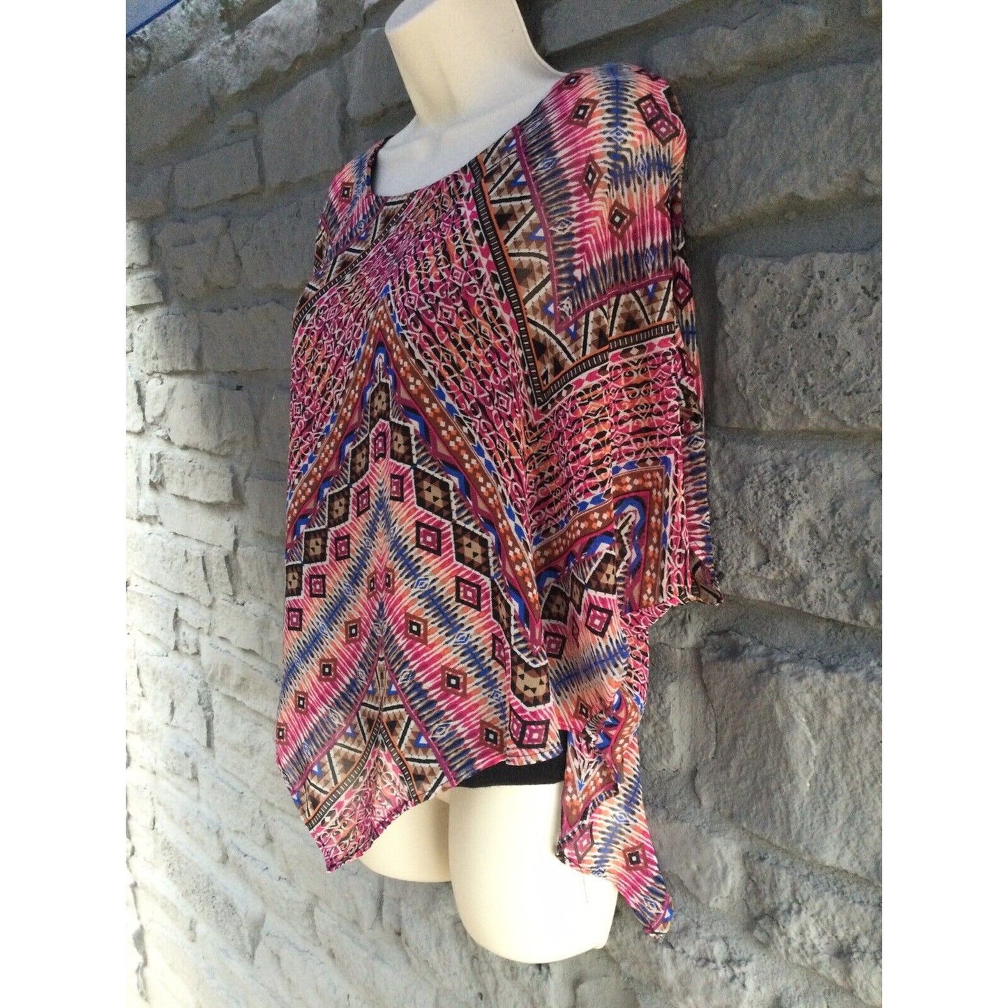 Chenault Shawl Blouse Vibrant Geometric Layered Open Back Small S