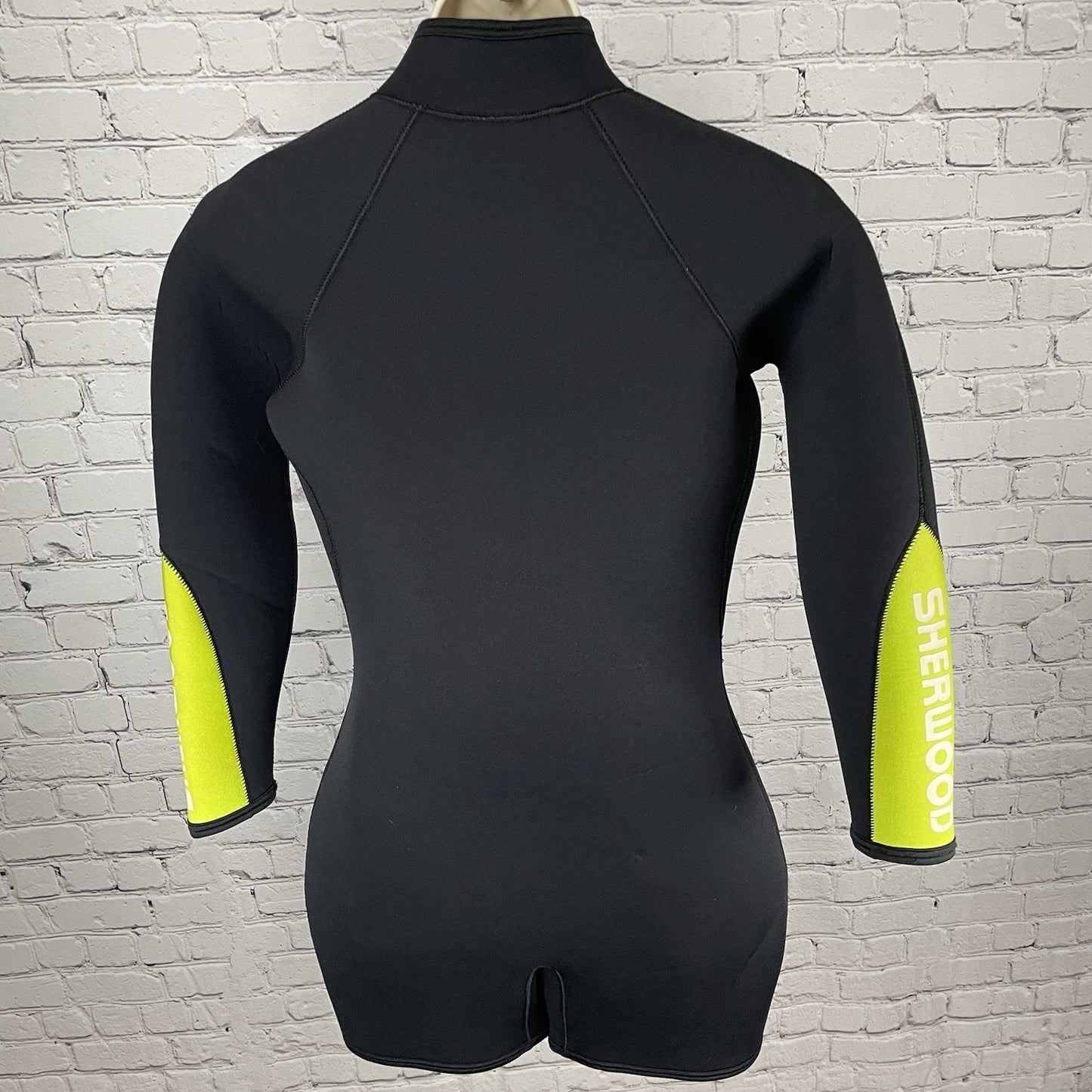 Sherwood Black 7mm Full Front Zip Long Sleeve Shorty Diving Wetsuit Size 14