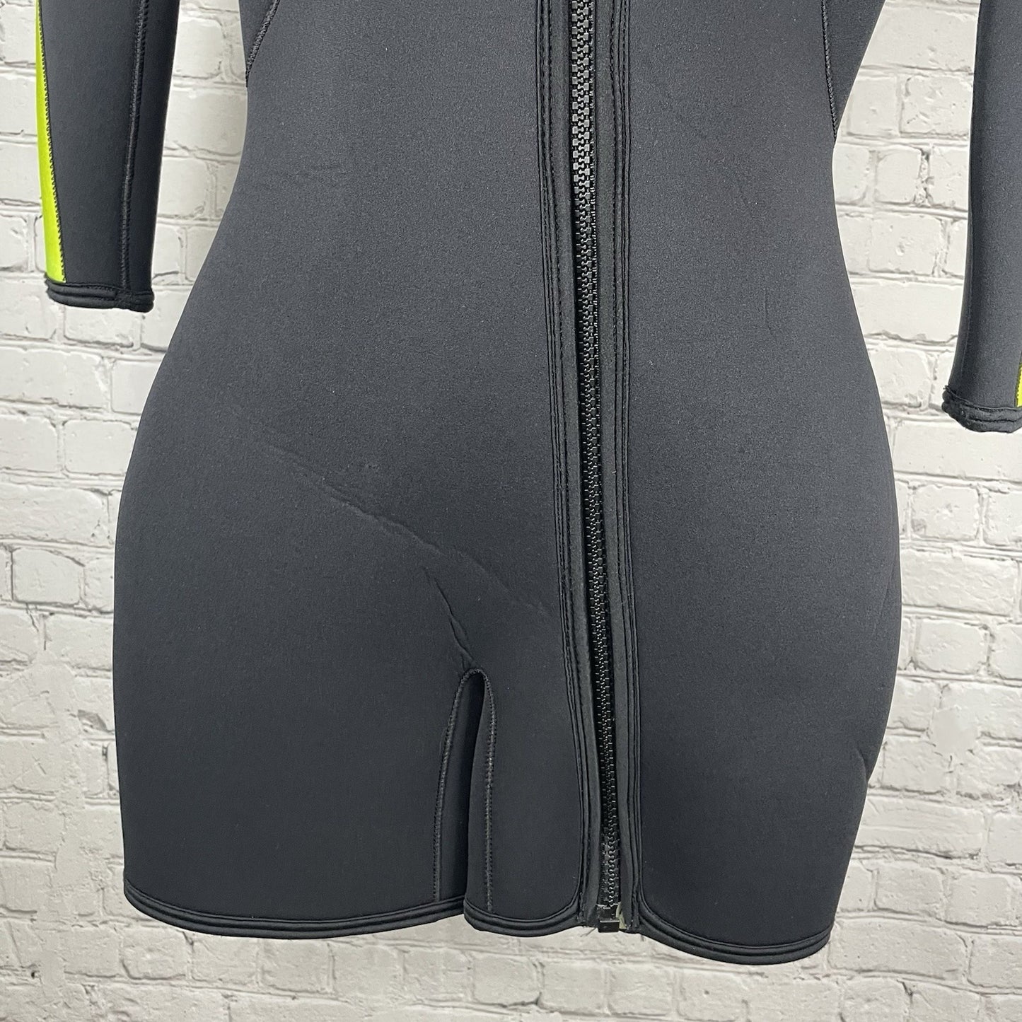 Sherwood Black 7mm Full Front Zip Long Sleeve Shorty Diving Wetsuit Size 14
