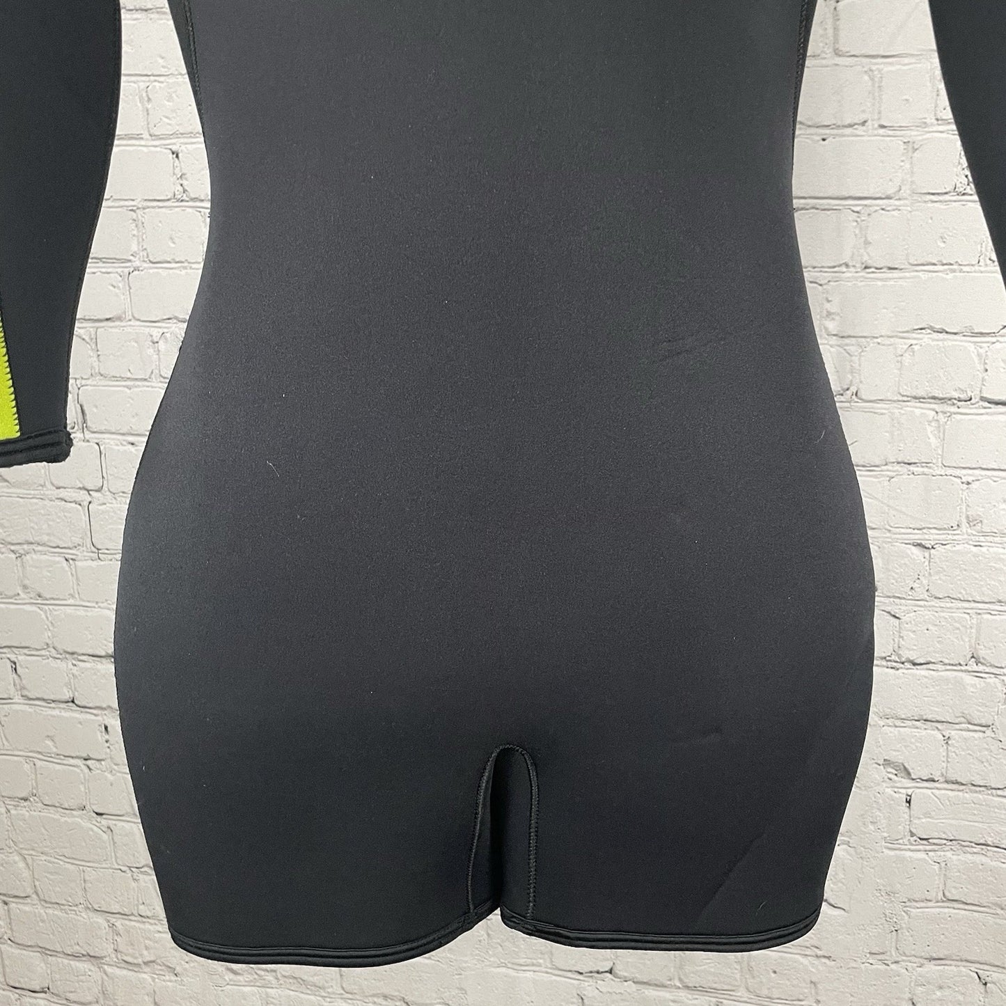 Sherwood Black 7mm Full Front Zip Long Sleeve Shorty Diving Wetsuit Size 14