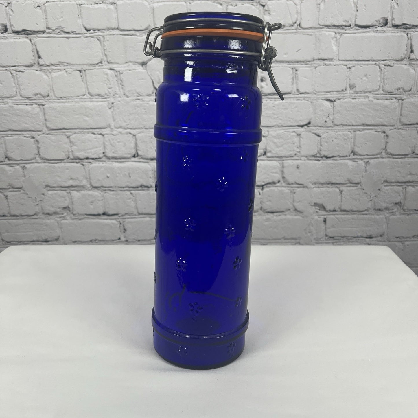VTG Crownford Giftware Blue Glass Bow Floral Pasta Jar Italy Latch Seal 1985