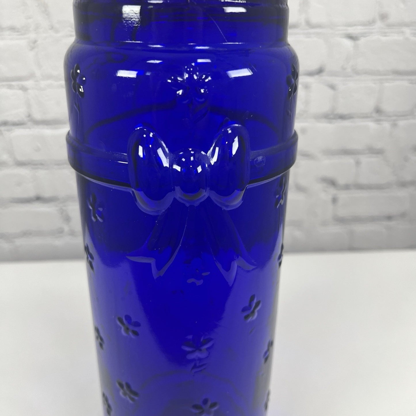 VTG Crownford Giftware Blue Glass Bow Floral Pasta Jar Italy Latch Seal 1985