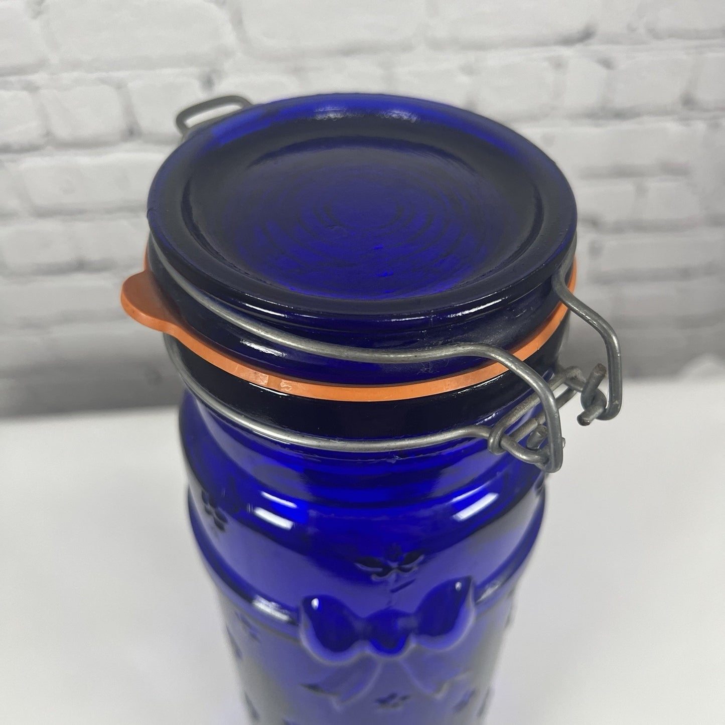 VTG Crownford Giftware Blue Glass Bow Floral Pasta Jar Italy Latch Seal 1985