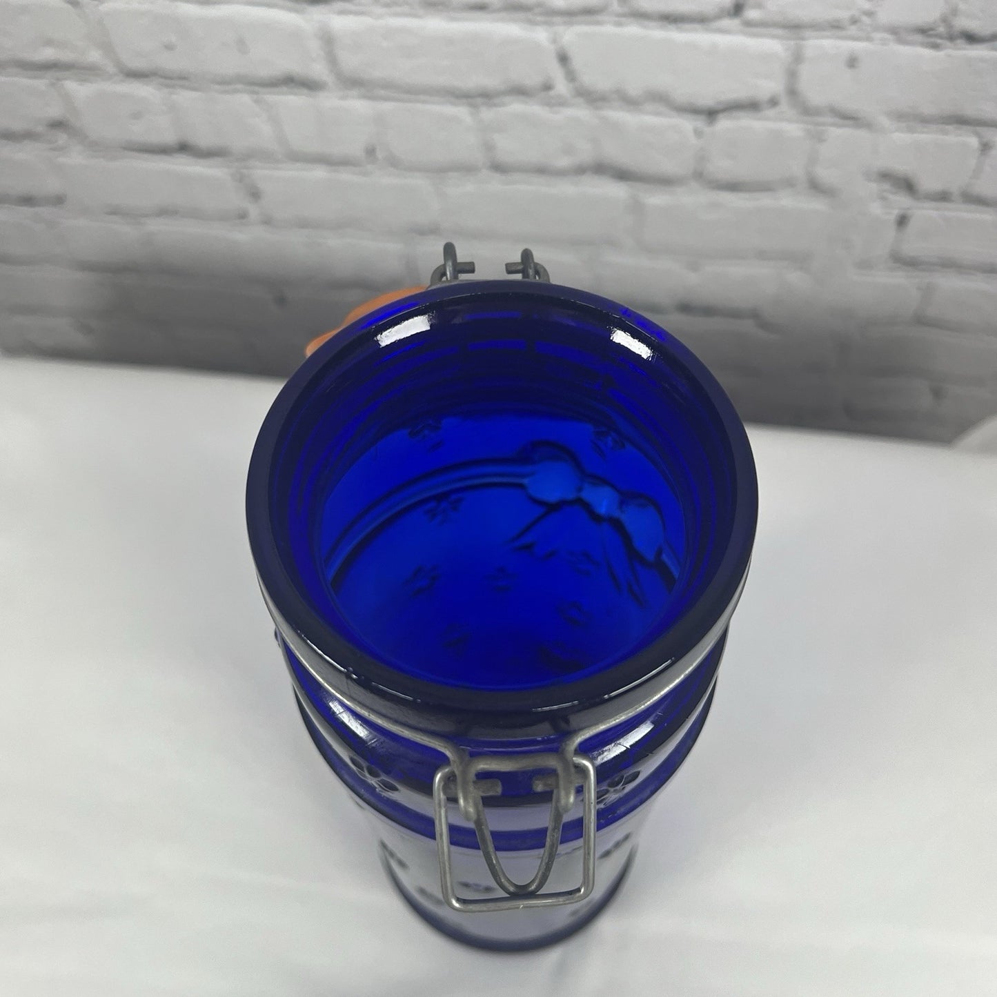 VTG Crownford Giftware Blue Glass Bow Floral Pasta Jar Italy Latch Seal 1985