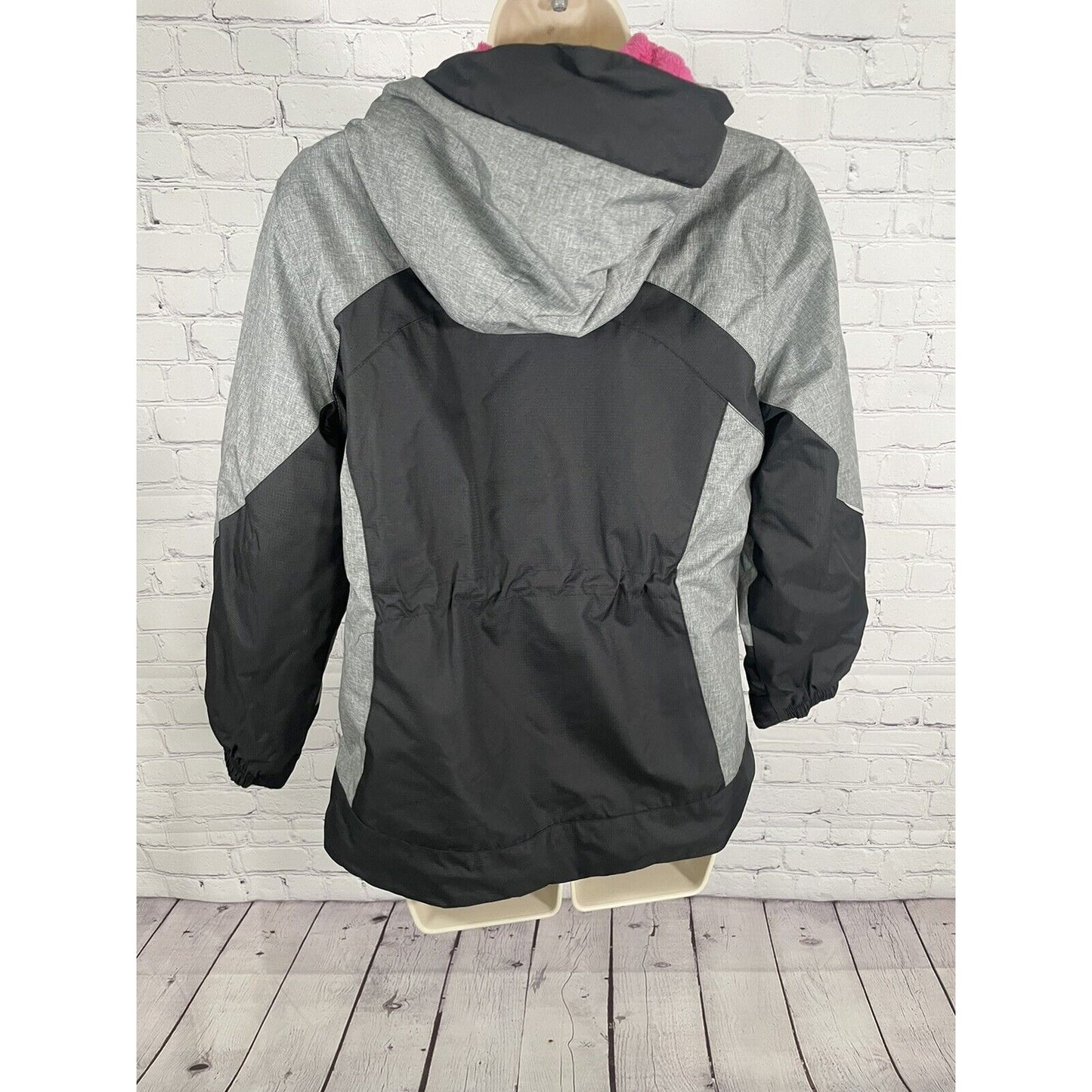Gerry Grey Black Ski Snow Color Block Faux Fur Hooded Jacket Girls Size M Medium