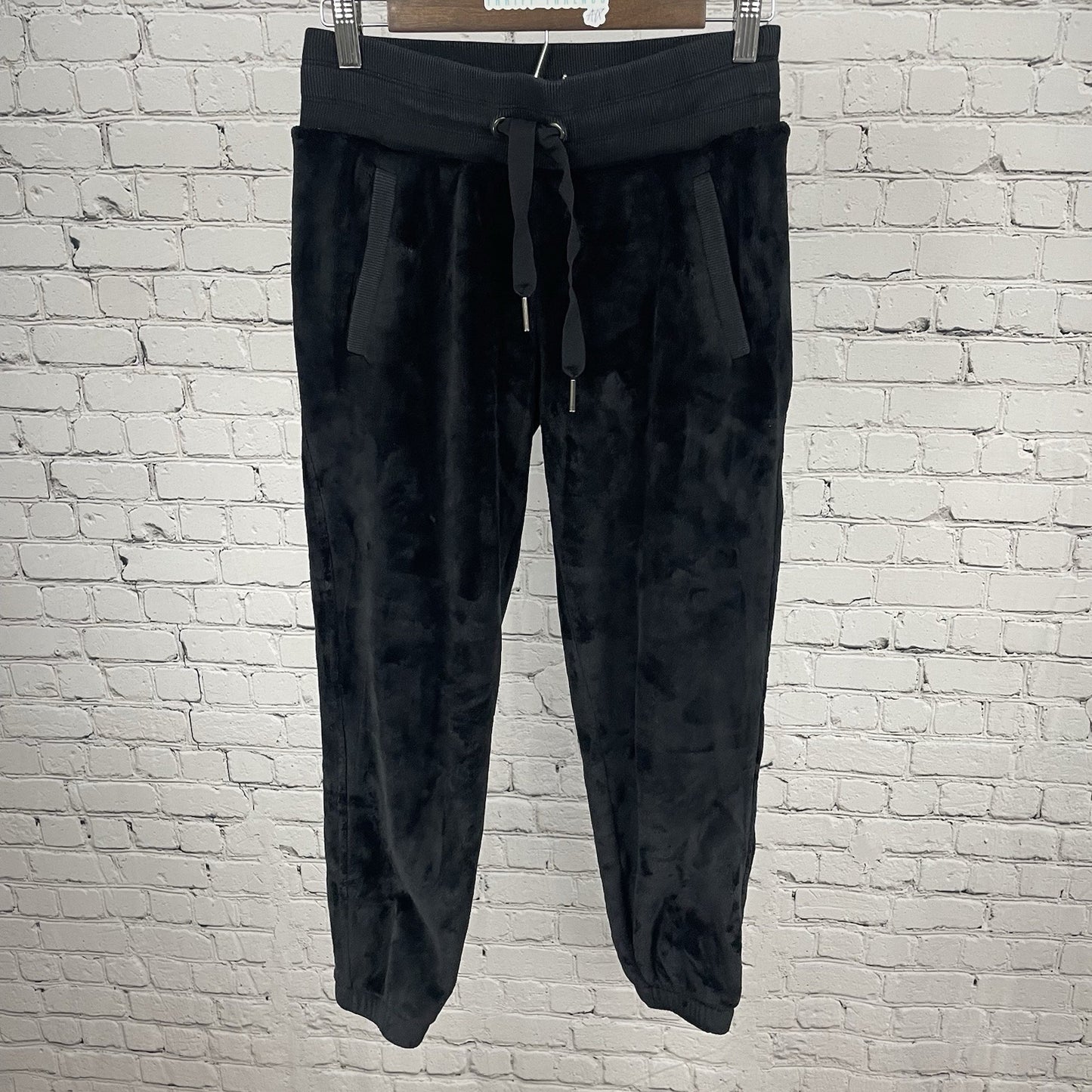 Athleta Black Double Cozy Karma Jogger Soft Plush Sweatpants Size XS (27x26)