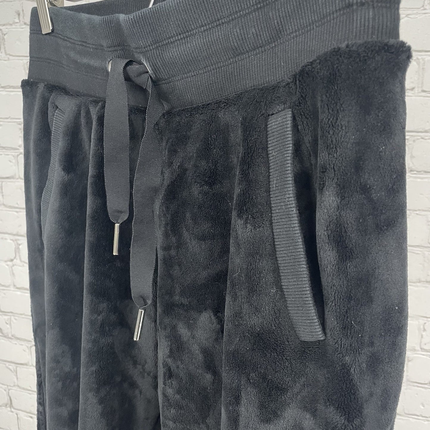Athleta Black Double Cozy Karma Jogger Soft Plush Sweatpants Size XS (27x26)