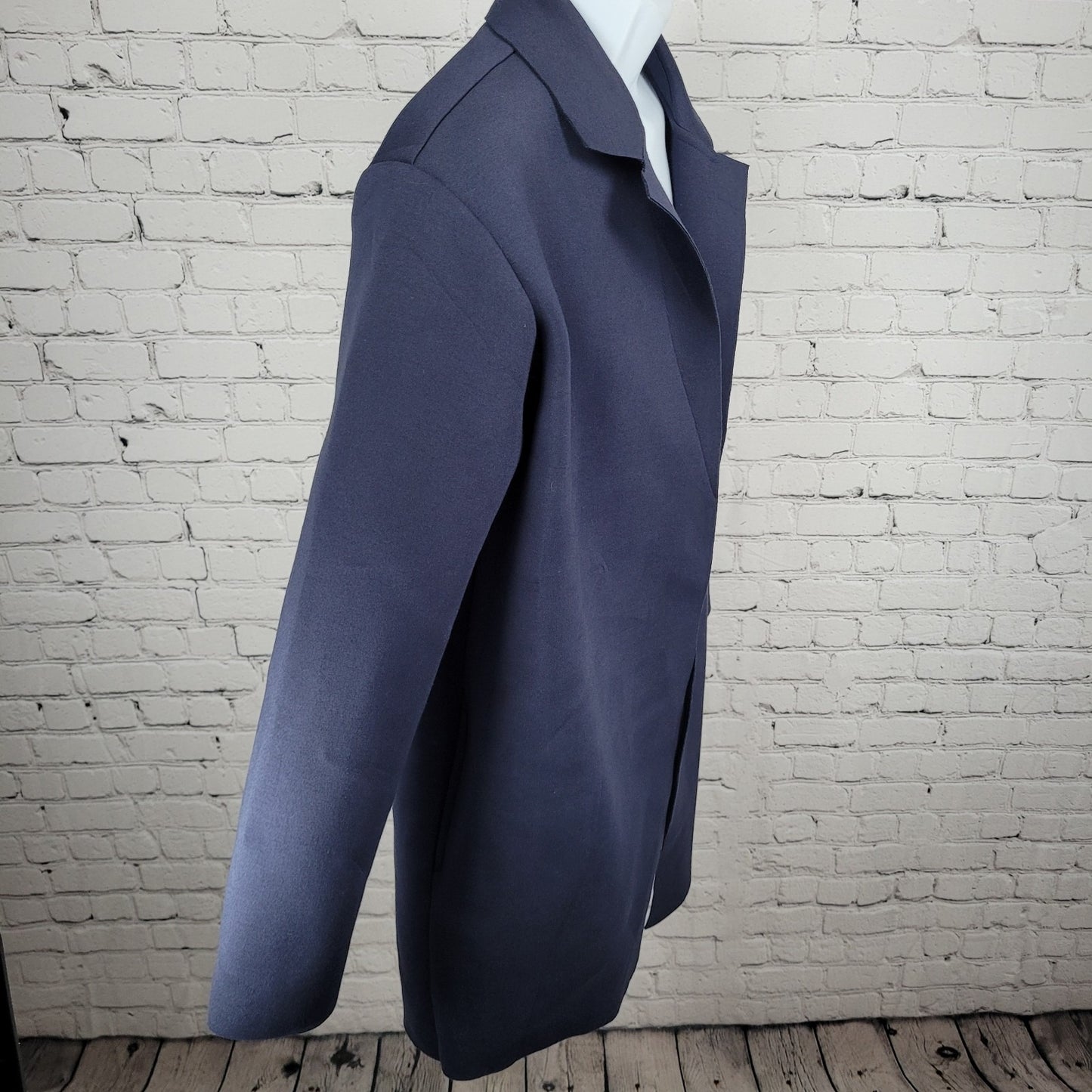NWT Major Threads Blue Maston Short Coat Lightweight Raw Cut USA Made Size XL