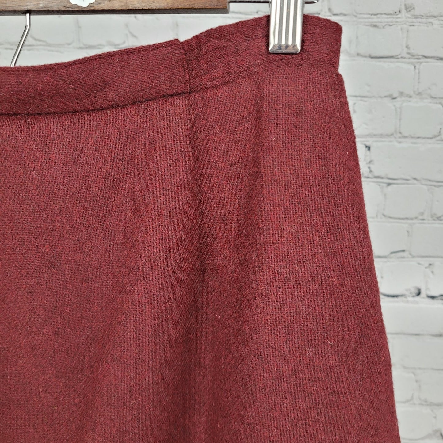 VTG Panther Red Wool Blend Buttoned A Line Skirt USA Made Size 11/12 (27x27)