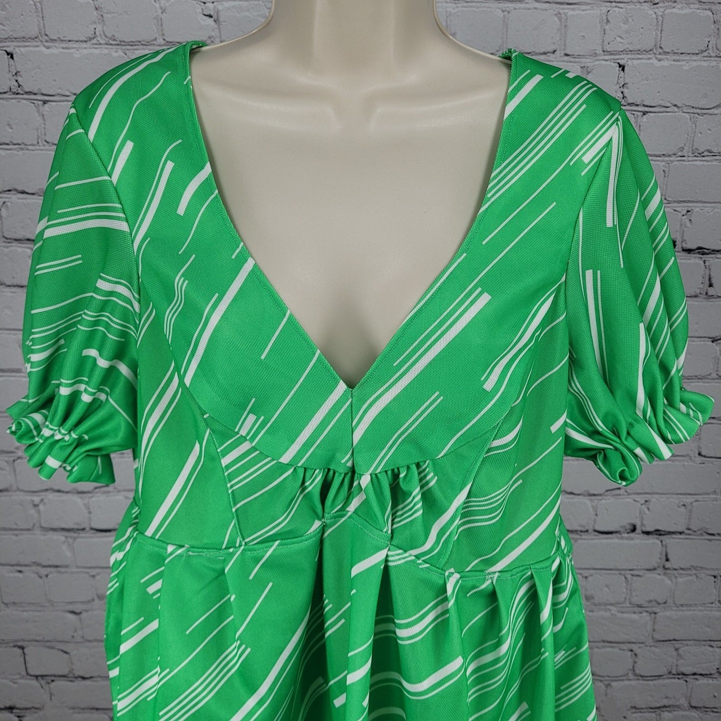 Elly Abels Green Handmade Retro Puff Sleeve Back Tie Stretch Dress Size Small S