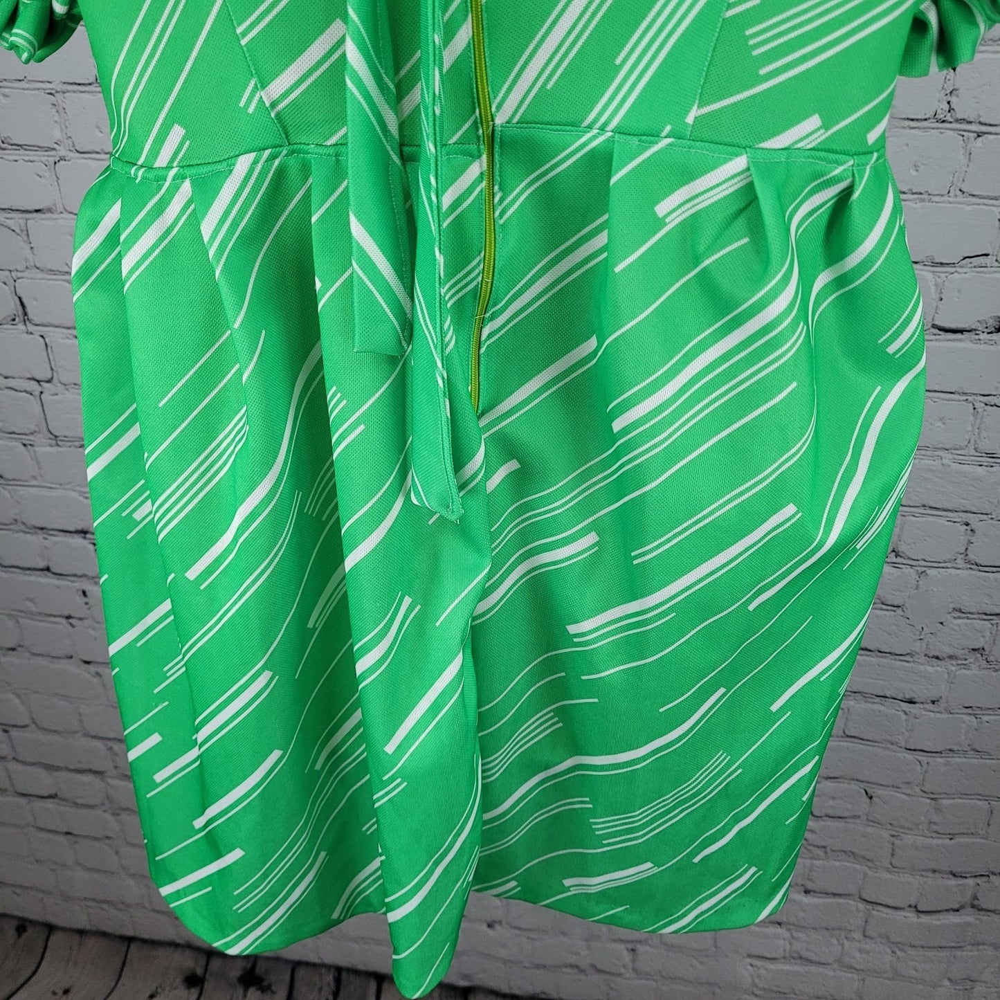 Elly Abels Green Handmade Retro Puff Sleeve Back Tie Stretch Dress Size Small S