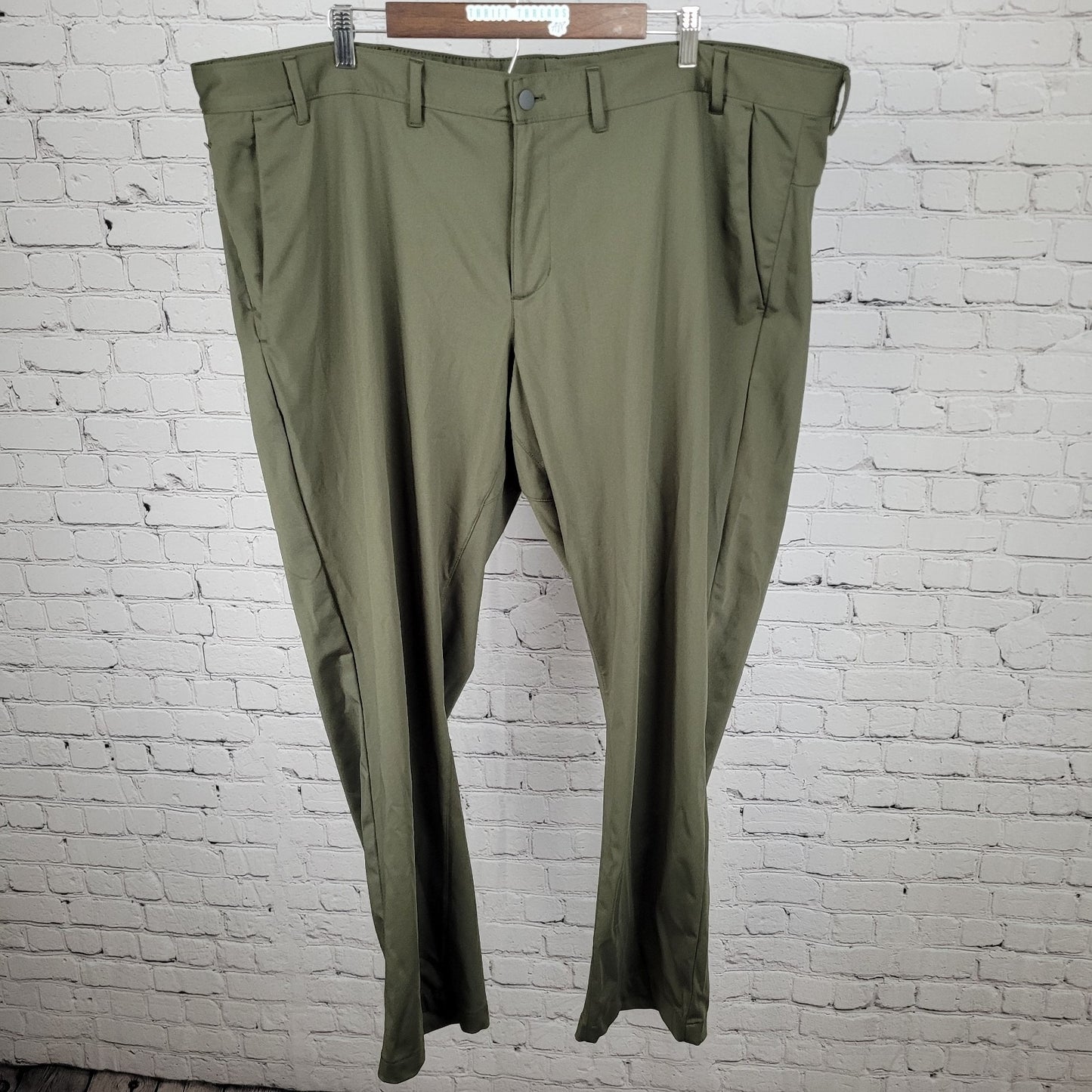 Lands' End Green Stretch Straight Leg Zip Pockets Pants Size 48T (48x31.5)