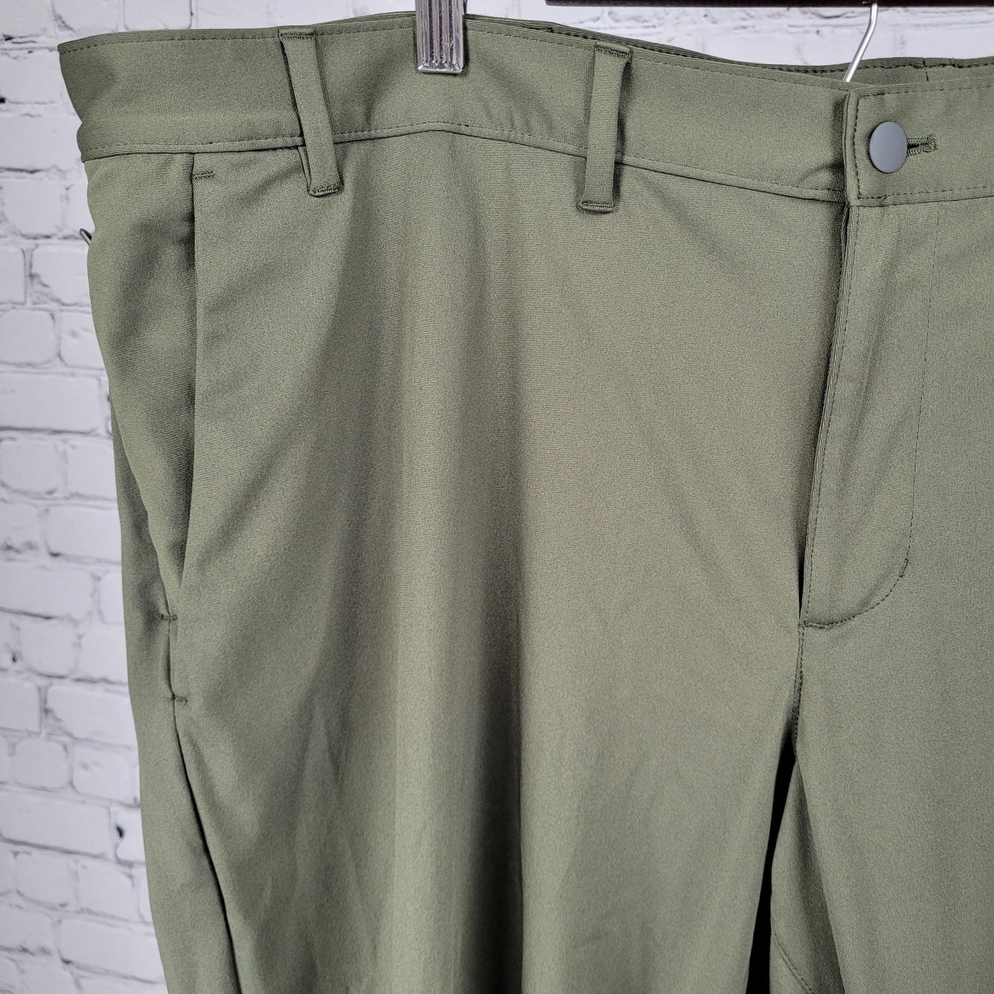 Lands' End Green Stretch Straight Leg Zip Pockets Pants Size 48T (48x31.5)
