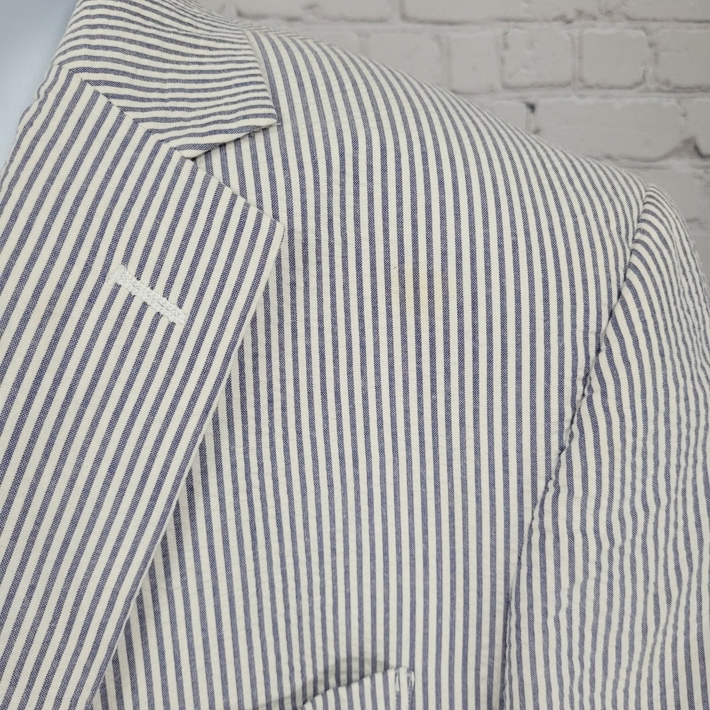 Jos A Bank Blue Striped Tailored Fit Lightweight Stays Cool Blazer Size 40S