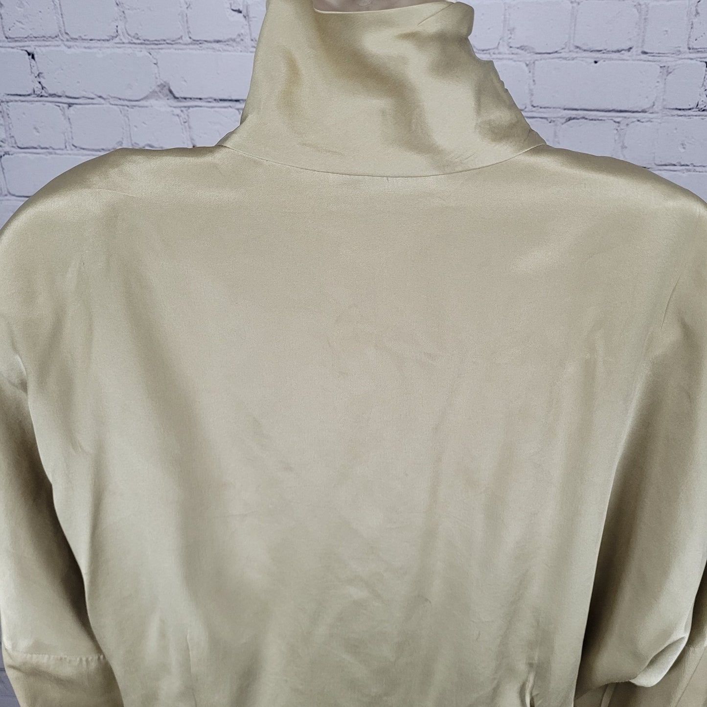 Dana Buchman Gold 100% Silk Button Up Long Sleeve Padded Blouse Shirt Size 14
