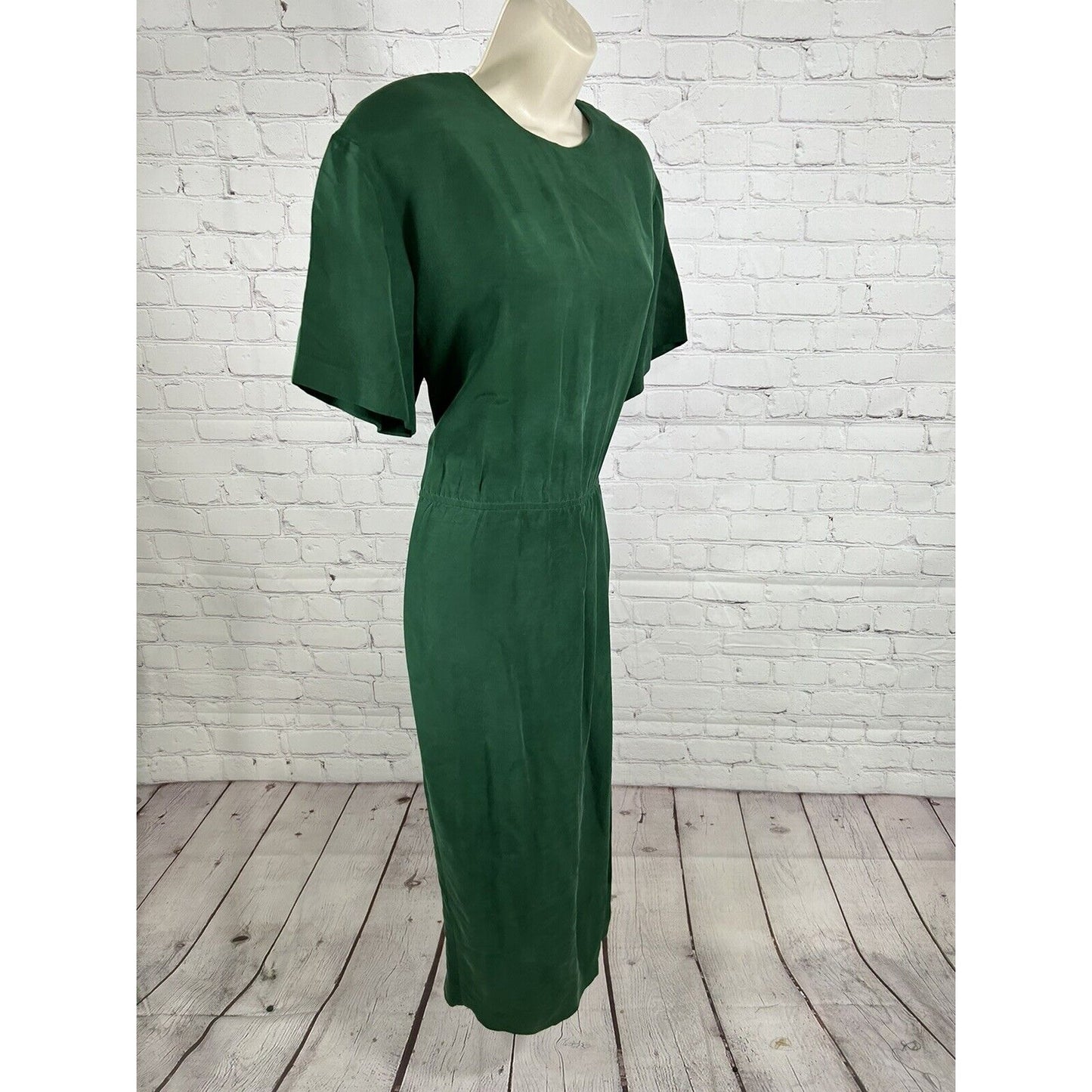 VTG Papell Too 100% Silk Green Short Sleeve Shoulder Pad Back Buttons Dress 12