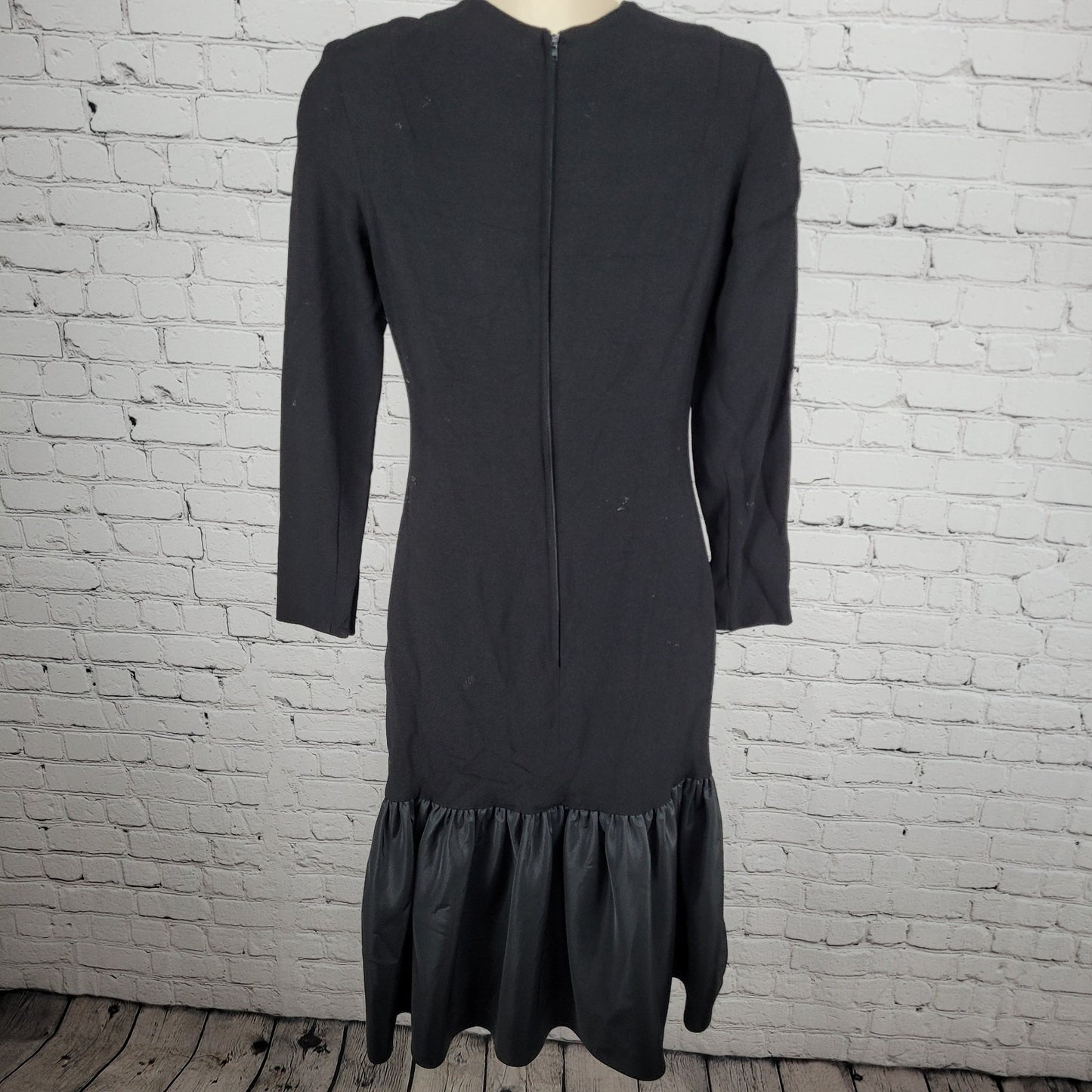 VTG Robert Courtney Black Long Sleeve Ruched Lined Back Zip Midi Dress Size XS