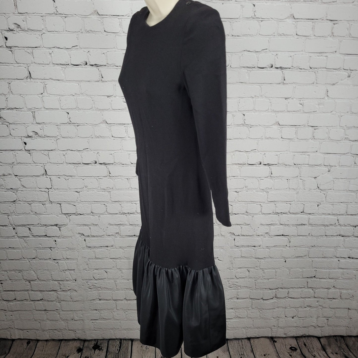 VTG Robert Courtney Black Long Sleeve Ruched Lined Back Zip Midi Dress Size XS