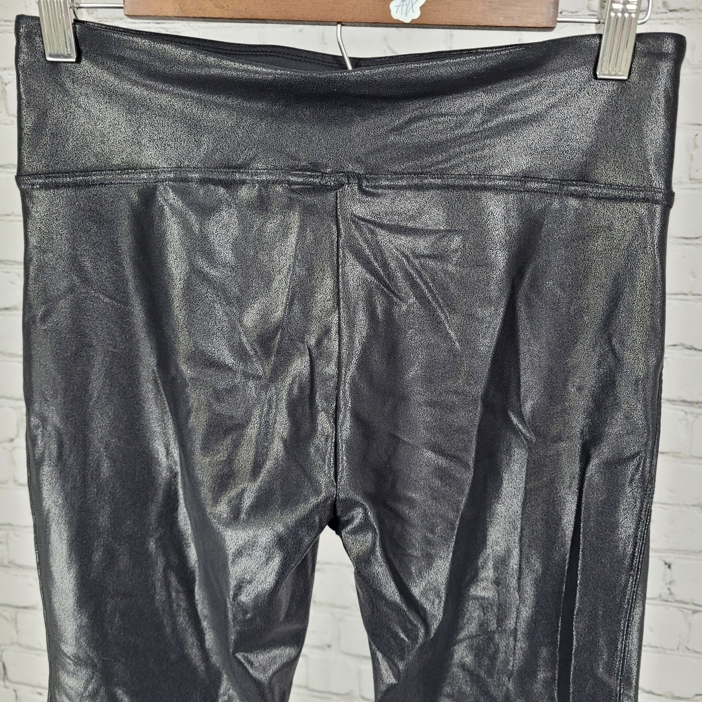 NWT Retro Gong Black Shiny Mid Rise Athleisure Leggings Size Large L (28x27)