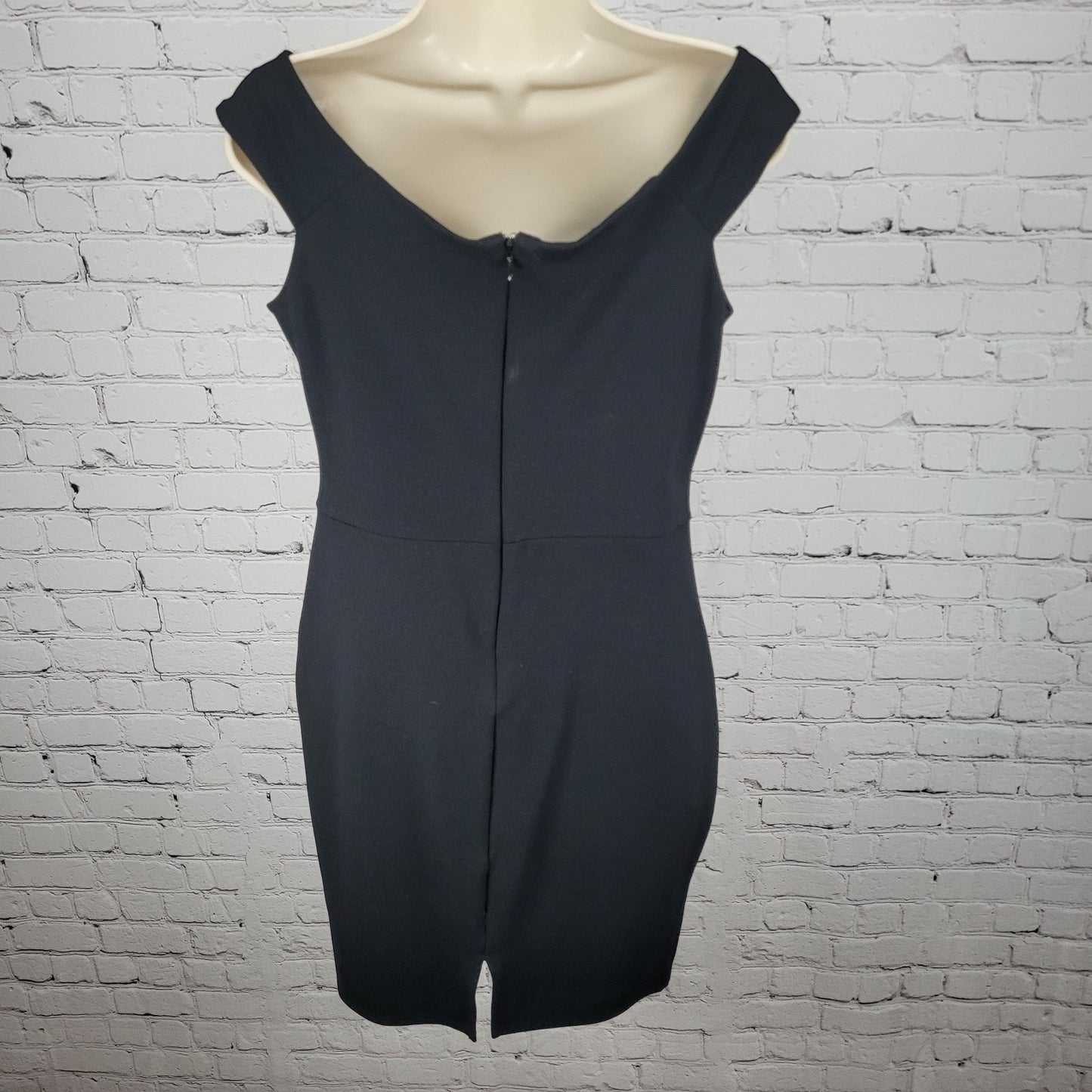 Lipsy Black Off Shoulder Short Sleeve Back Slit Stretch Bodycon Mini Dress 8