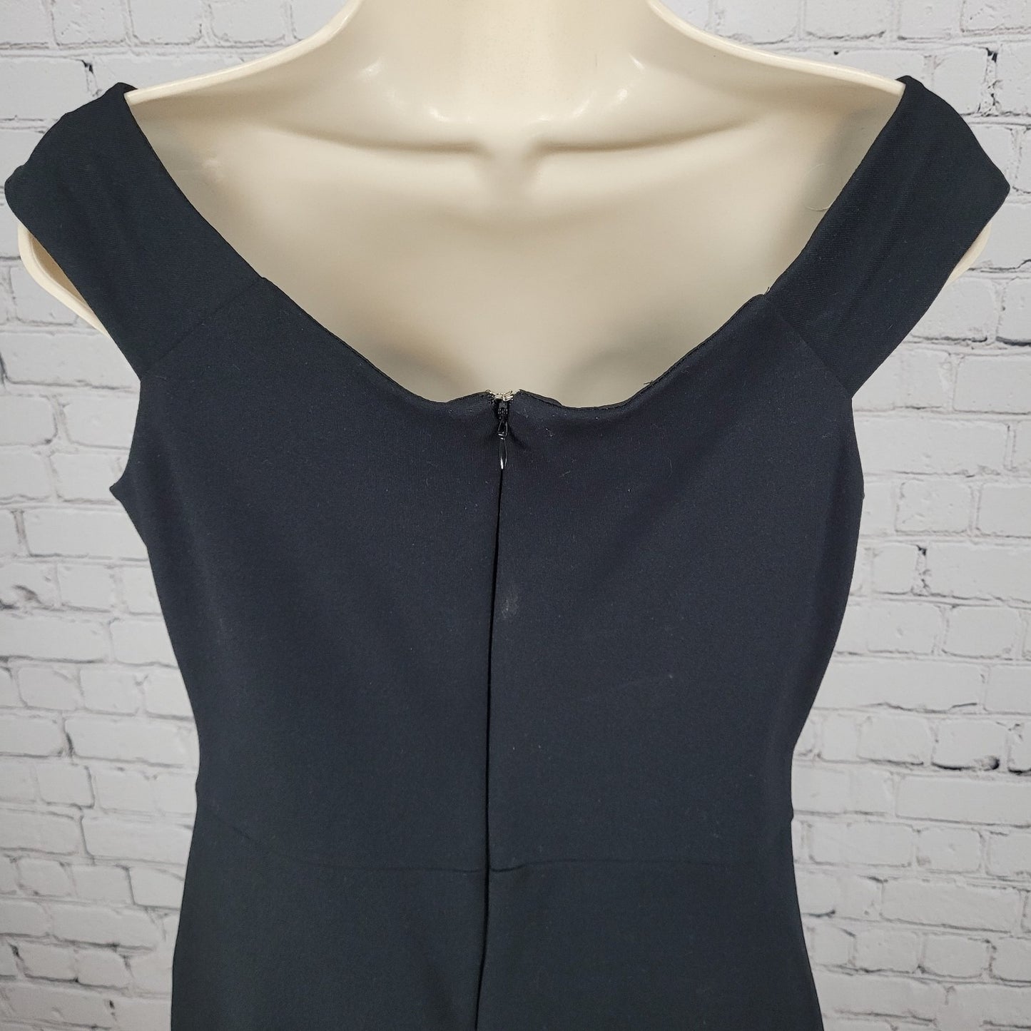 Lipsy Black Off Shoulder Short Sleeve Back Slit Stretch Bodycon Mini Dress 8