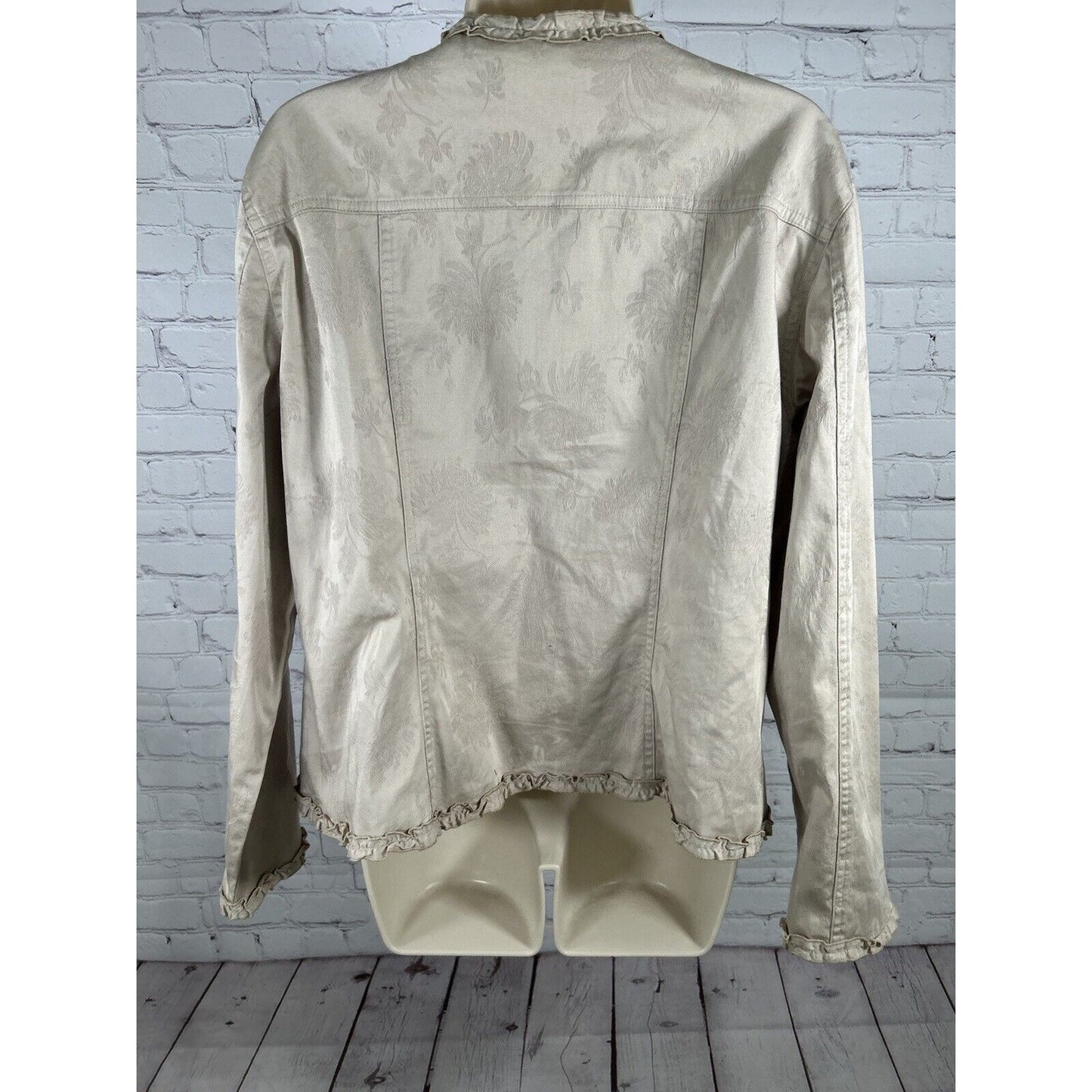 Chico’s Beige Long Sleeve Open Front Ruffle Trim Faint Floral Pattern Jacket M