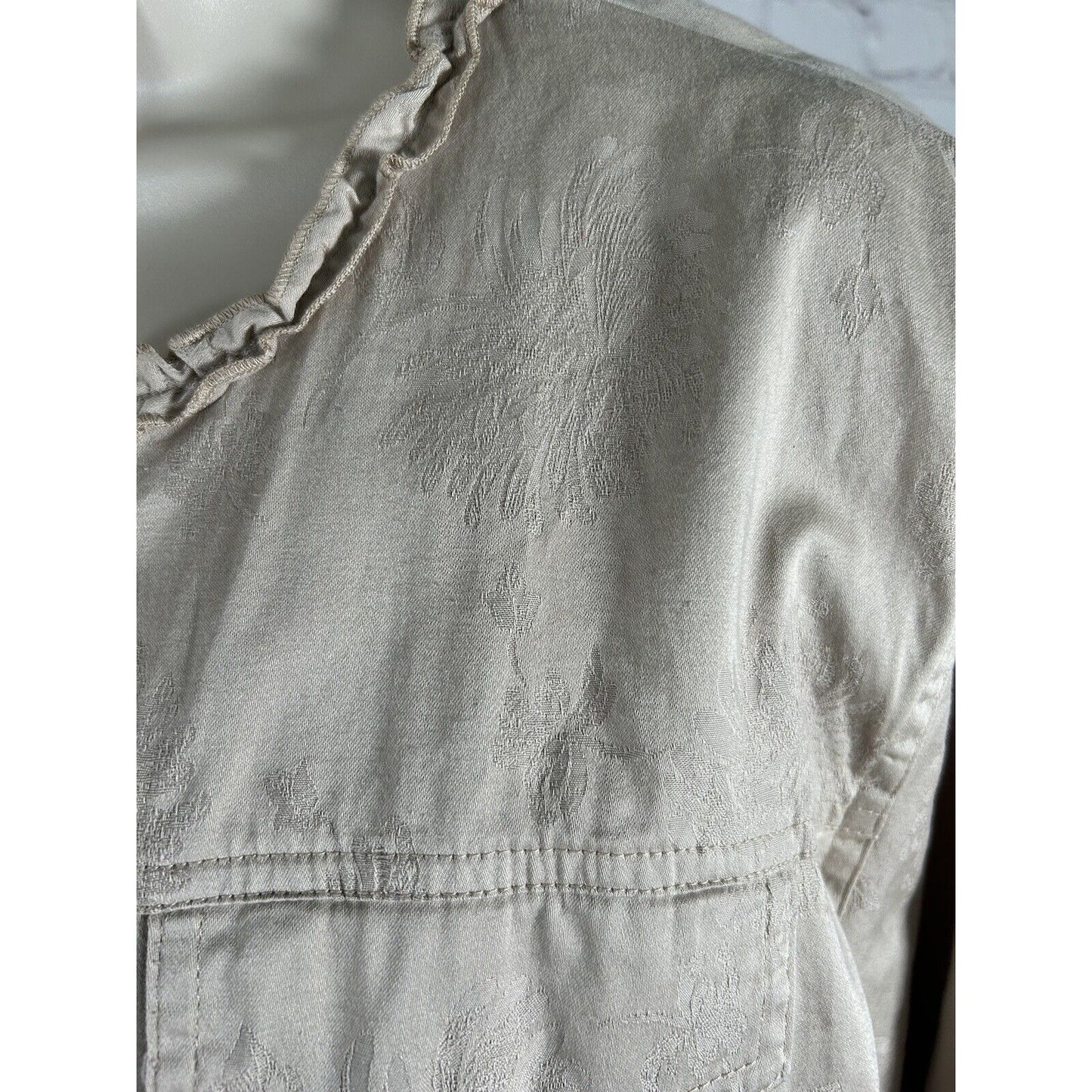Chico’s Beige Long Sleeve Open Front Ruffle Trim Faint Floral Pattern Jacket M