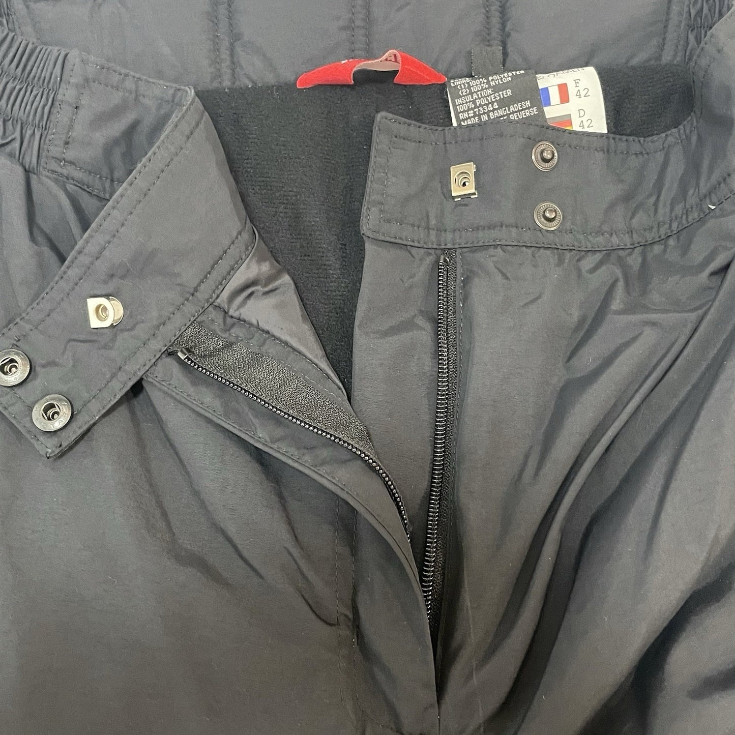 Marker Black Insulated Elastic Waist Zip Pockets Ski Snow Pants Size 12 (31x30)