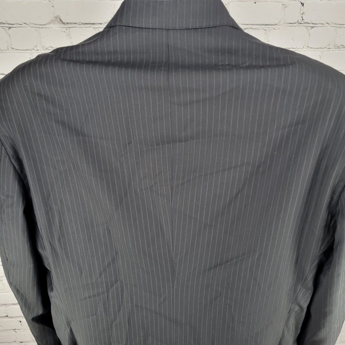 Armani Collezioni Black 100% Wool Executive Pinstripe Blazer Italy Made Size 44L