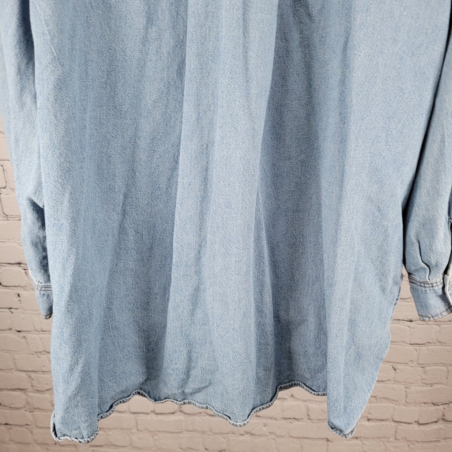 Signature 8 Blue Chambray Distressed Urban Streetwear Denim Button Shirt Small S
